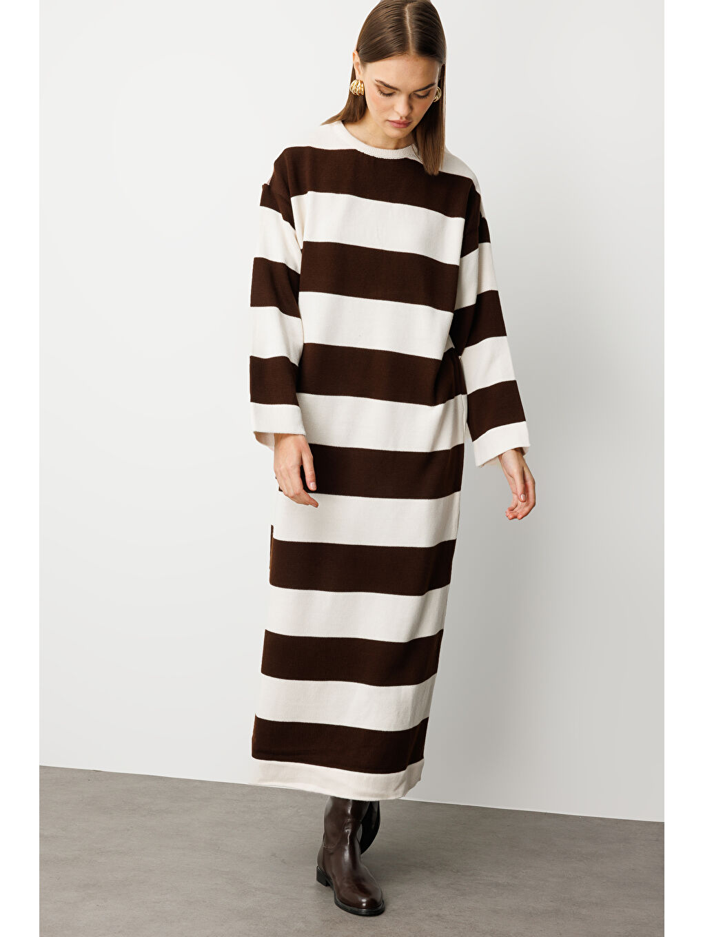 Oversize Ekru Kahverengi Çizgili Uzun Kalın Triko El-3