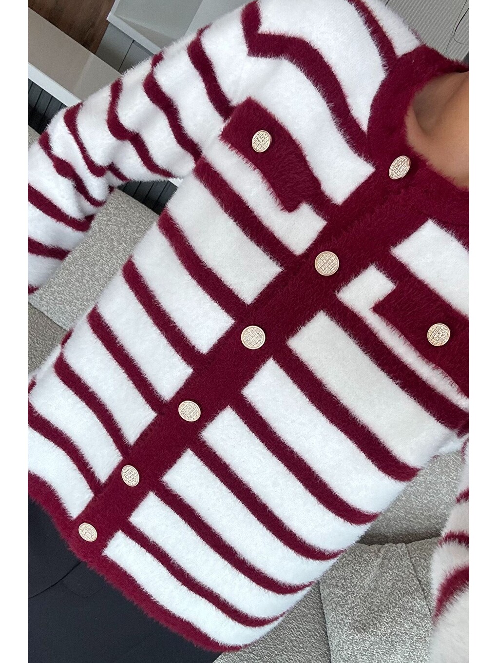 Bordo Kadın Çizgi Desenli Gold Düğmeli Yumoş Triko Ceket (s-m-l-xl Beden Uyumludur.)-1