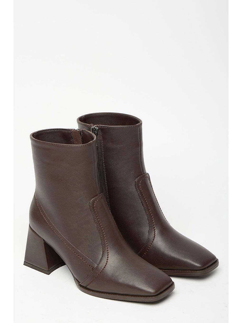 Kadın Kahverengi Küt Burun Topuklu Bot & Bootie – Fermuarlı Günlük