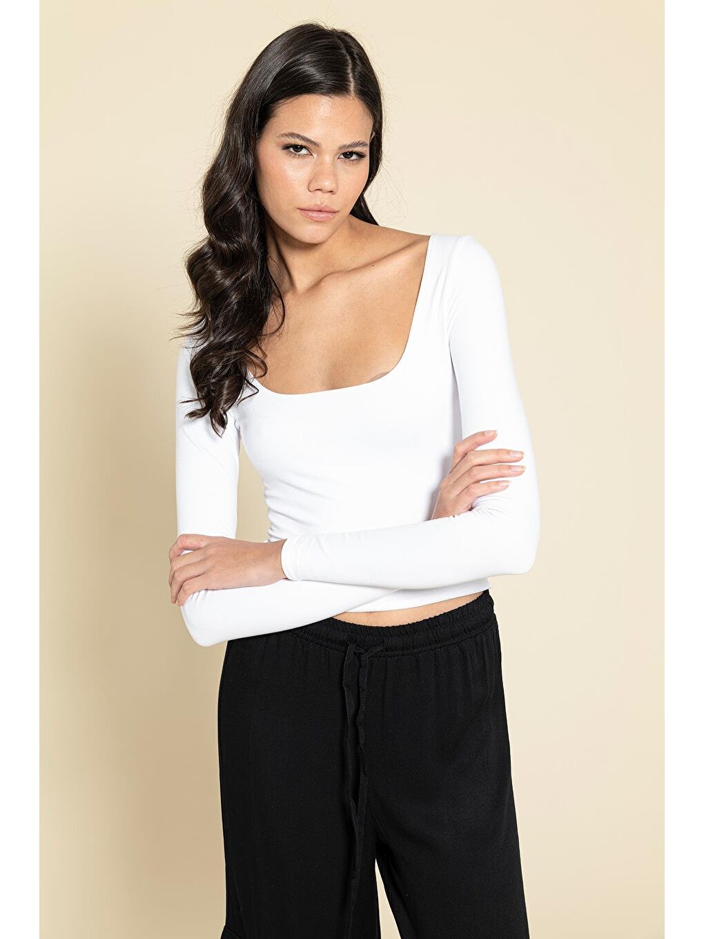 Çift Kat Modal Kare Yaka Beyaz Bluz-3