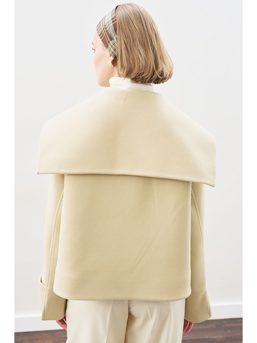 Bej Düğme Detaylı Kaşe Ceket Kum-7