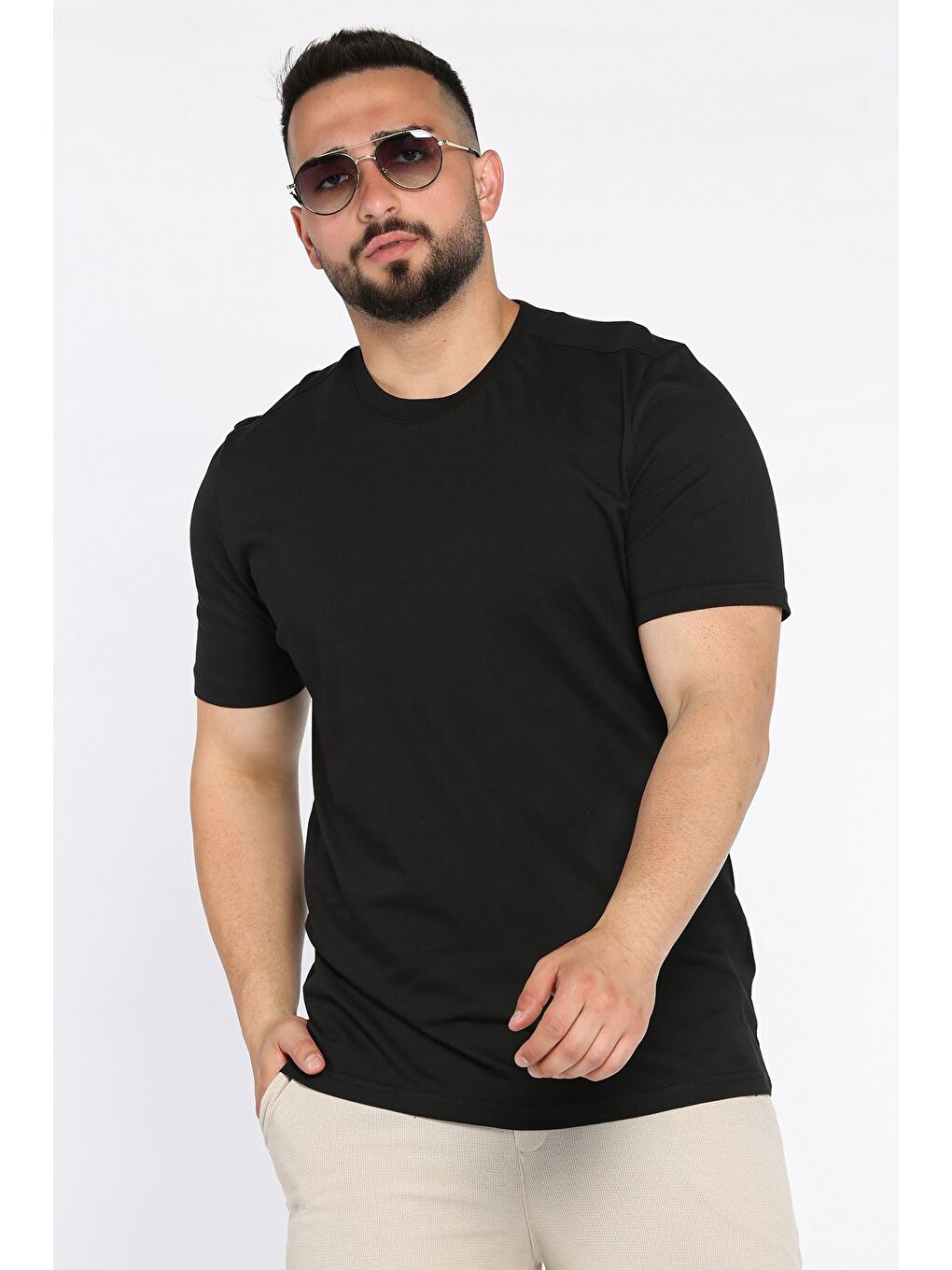 Siyah Erkek Bisiklet Yaka Tişört