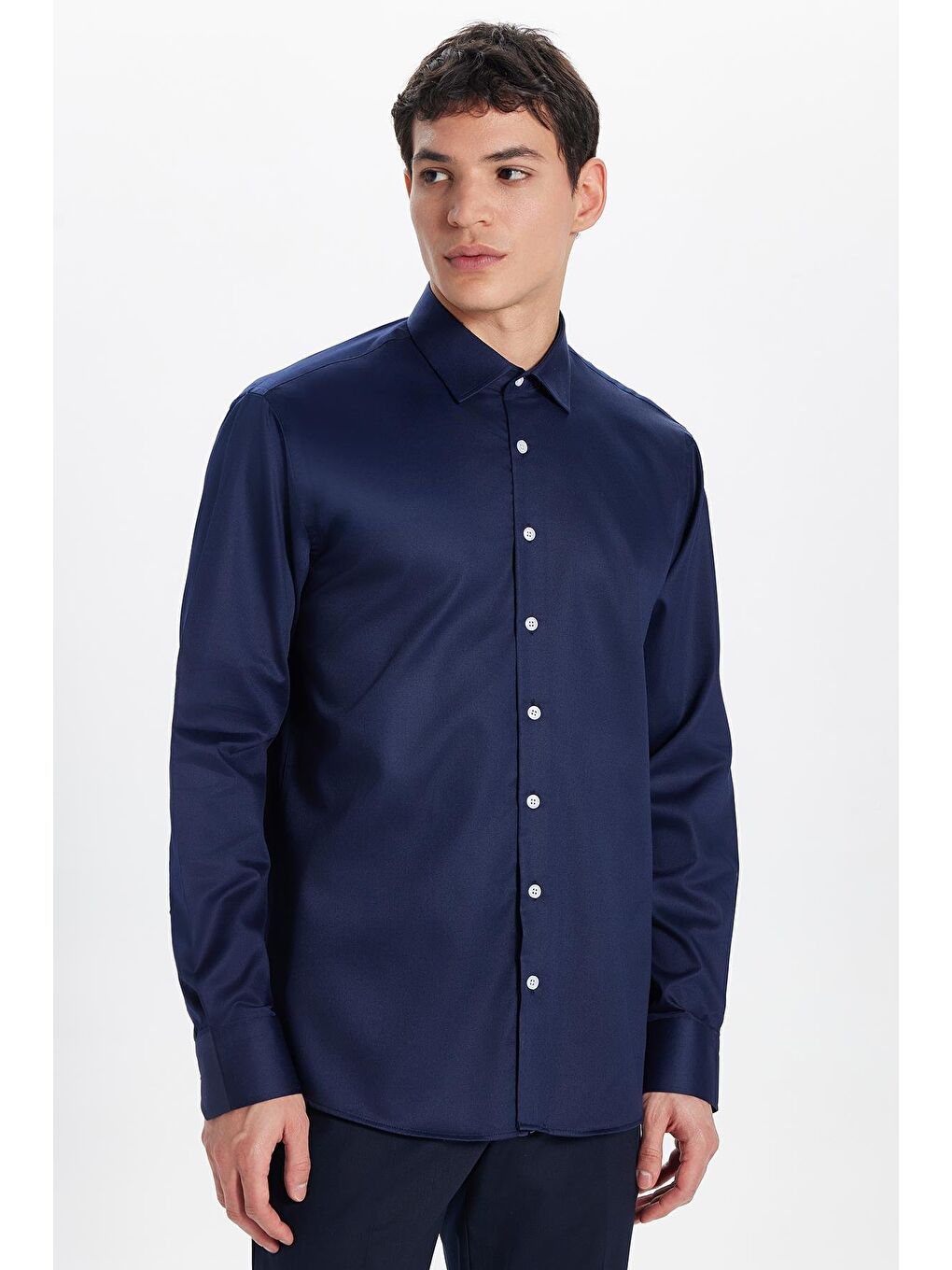 Erkek Regular Fit Klasik Kesim Lacivert Non-Iron Pamuklu Doğa Dostu Belgeli Ütü Gerektirmez Gömlek