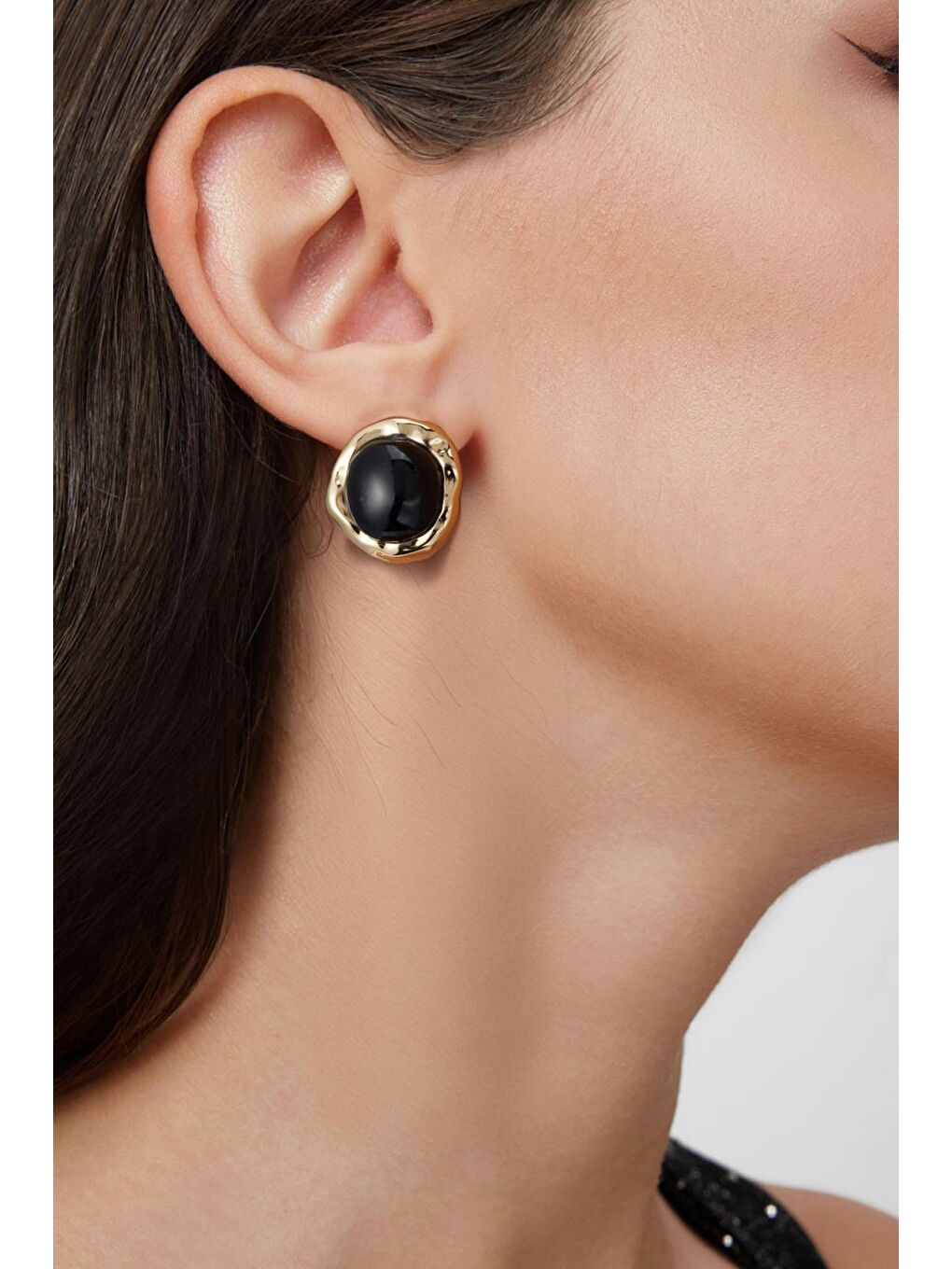 Siyah Gold Detaylı Renkli Yuvarlak  Çelik Vintage Küpe-4