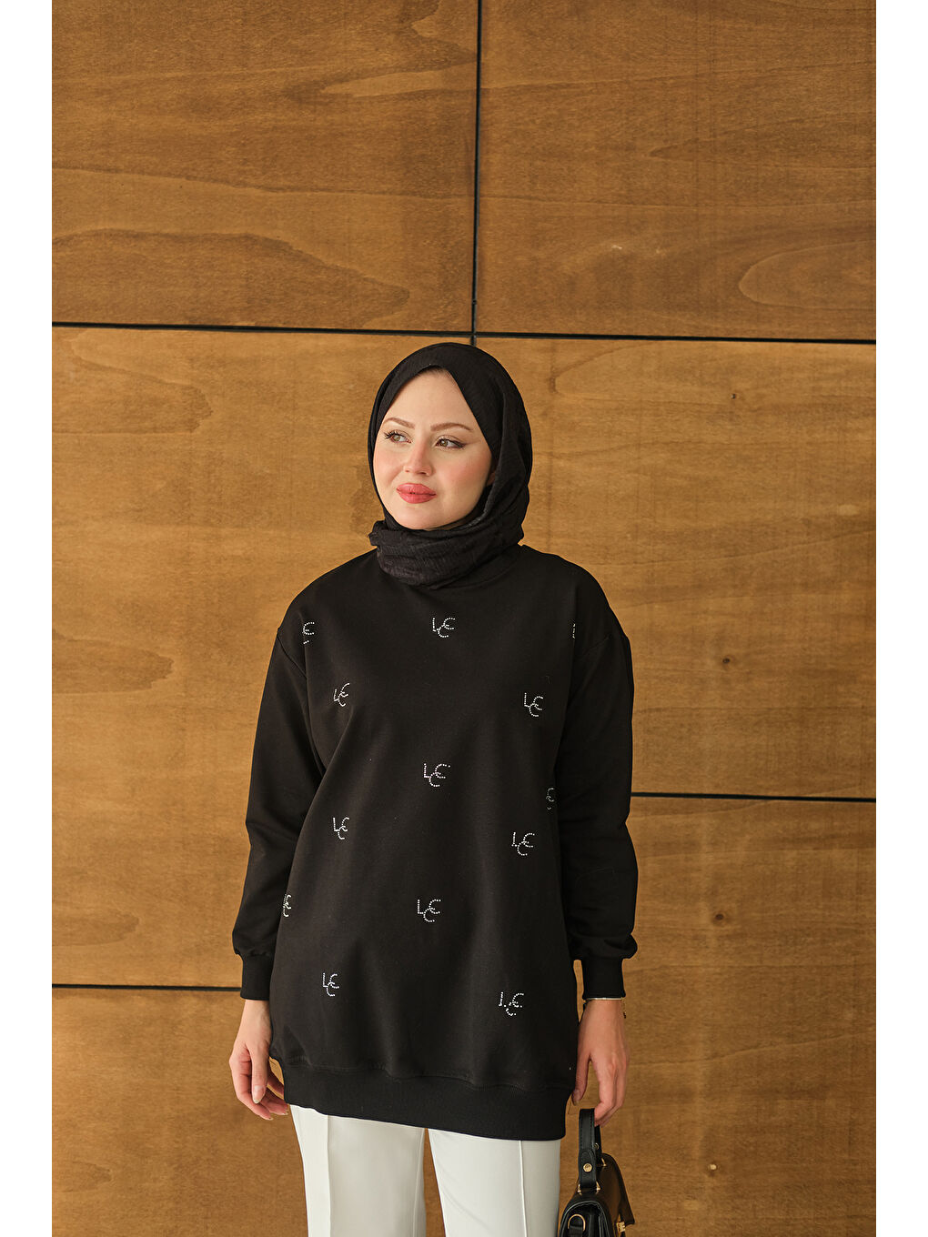 Kadın LCC Taş Detay Bisiket Yaka Sweat Siyah-4