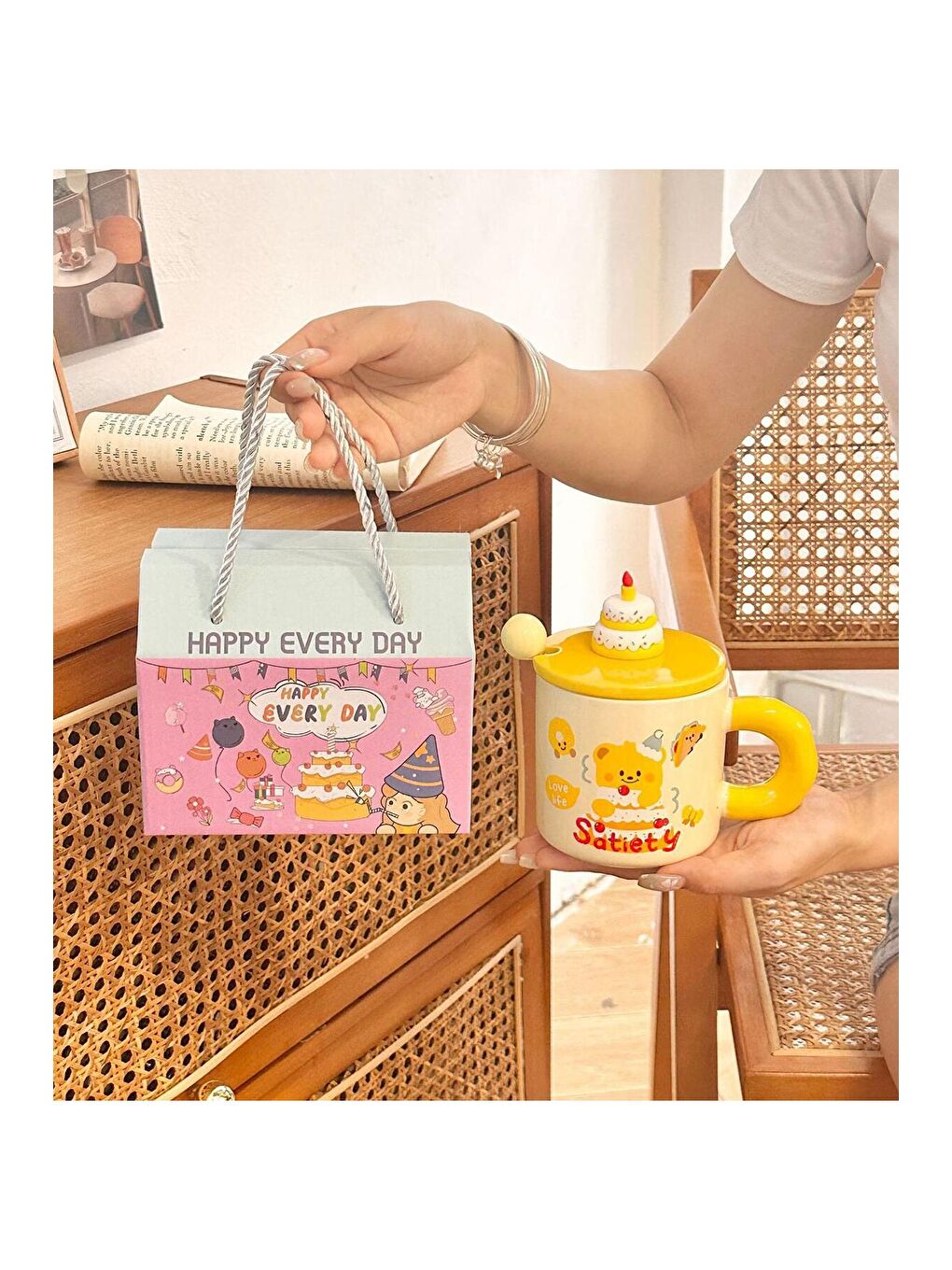 Karışık Sarı Ayıcık Temalı Seramik Kupa-2