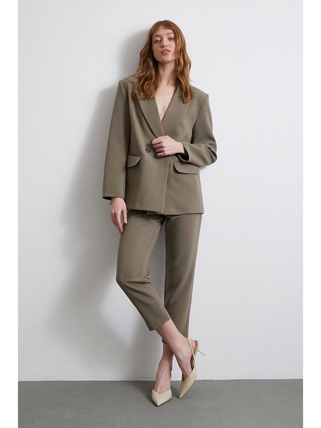 Önü Pensli Skinny Kumaş Pantolon Haki-4