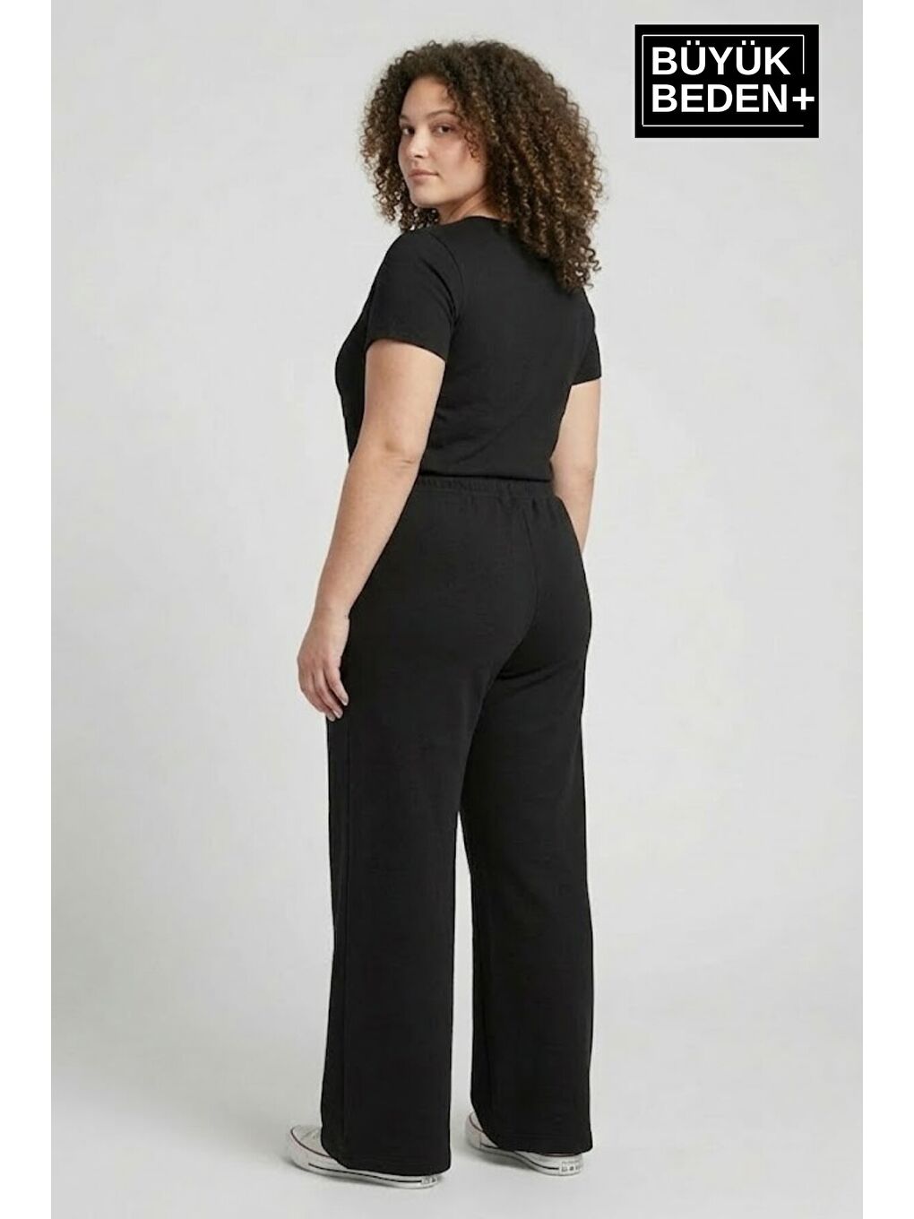 Siyah Kadın Büyük Beden Bol Paça Yüksek Bel Lastikli NewYork Baskılı Eşofman Altı SPR26BEA988-5-1