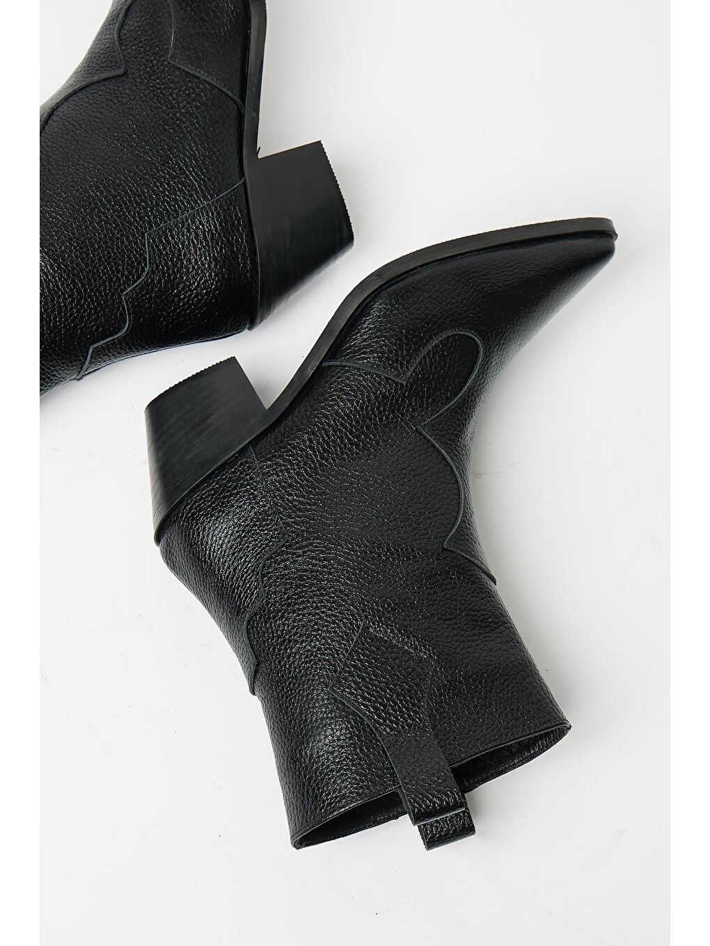 Kadın Siyah Hakiki Deri Western Kovboy Bot – Sivri Burun Topuklu-1