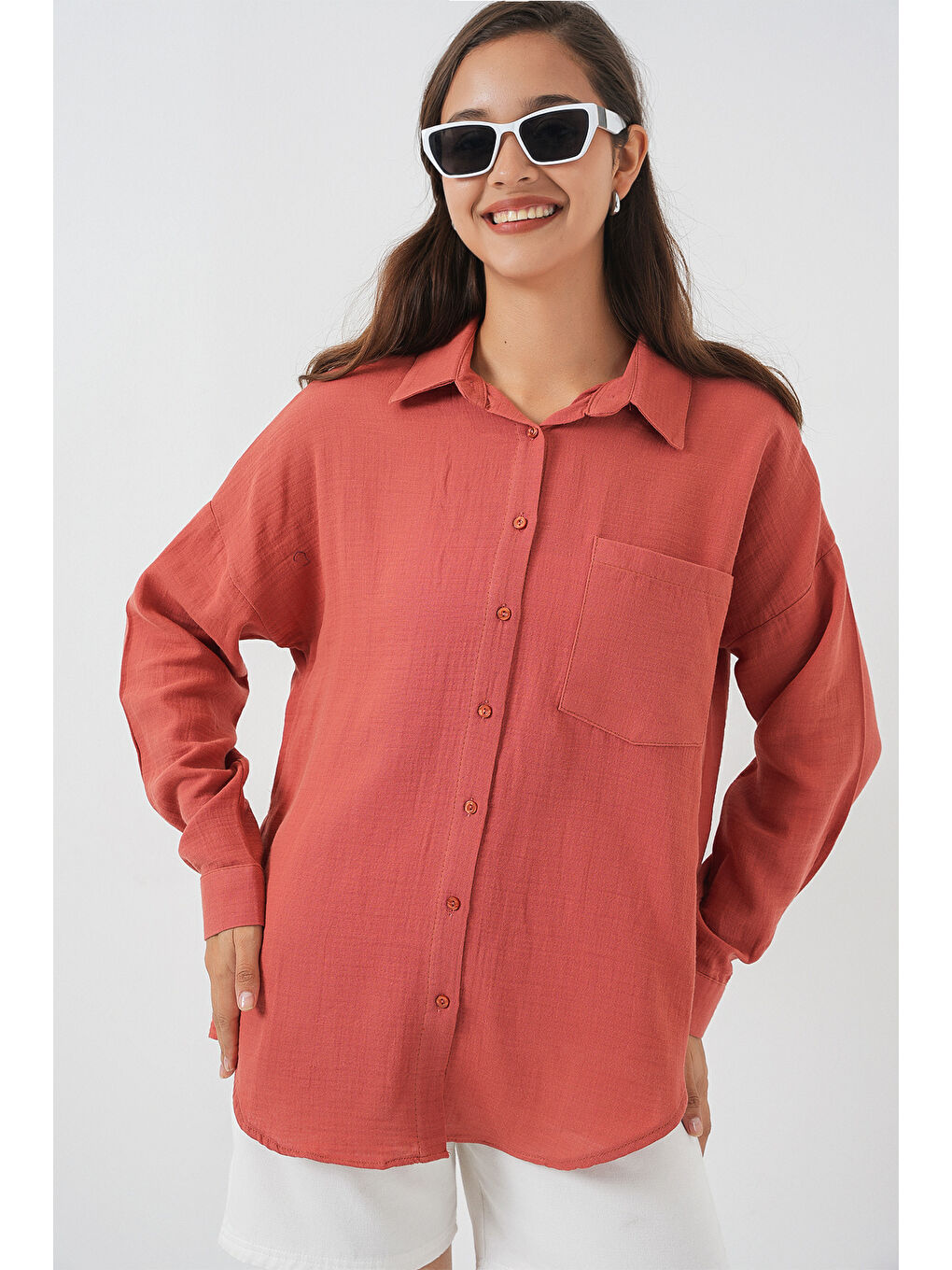 Pembe Kadın Tek Cepli Oversize Müslin Gömlek 20353 - Somon-2