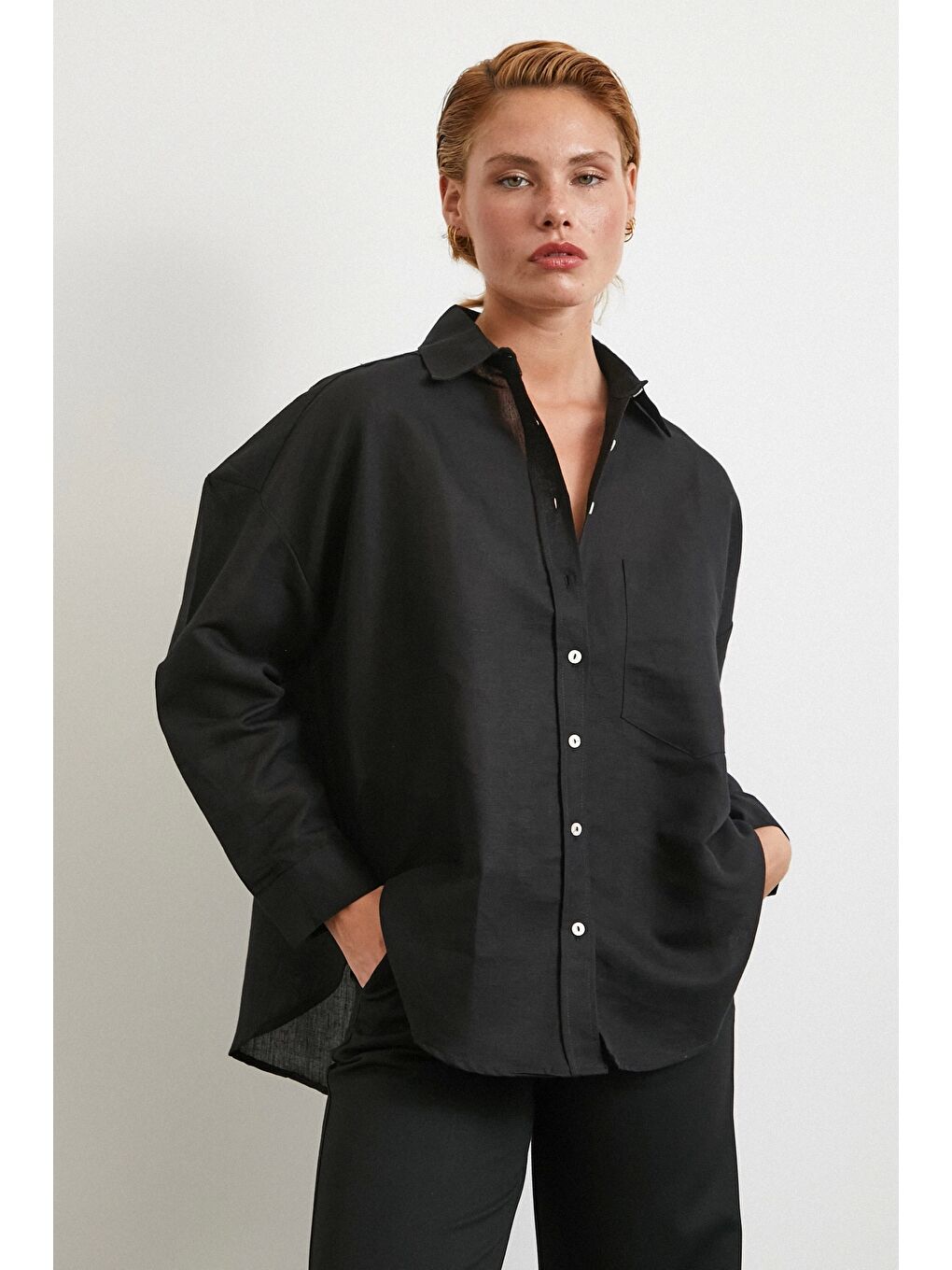 Cepli Oversize Keten Gömlek Siyah