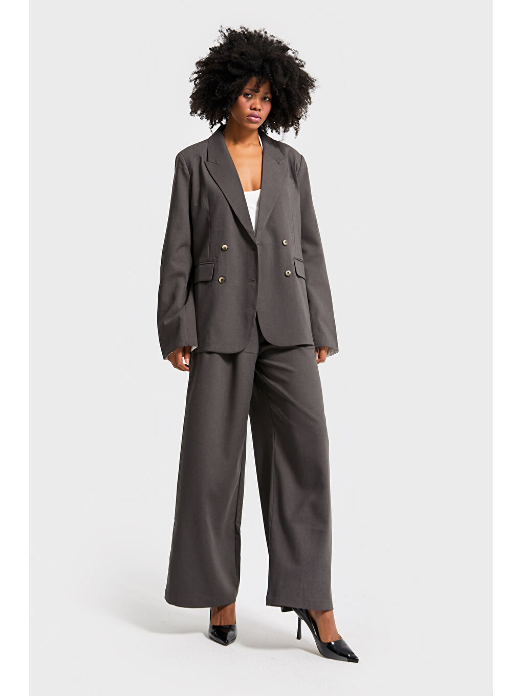 Kadın Antrasit Renk Süper Bol Kesim Kruvaze Düğmeli Tasarım Oversize Ceket-1