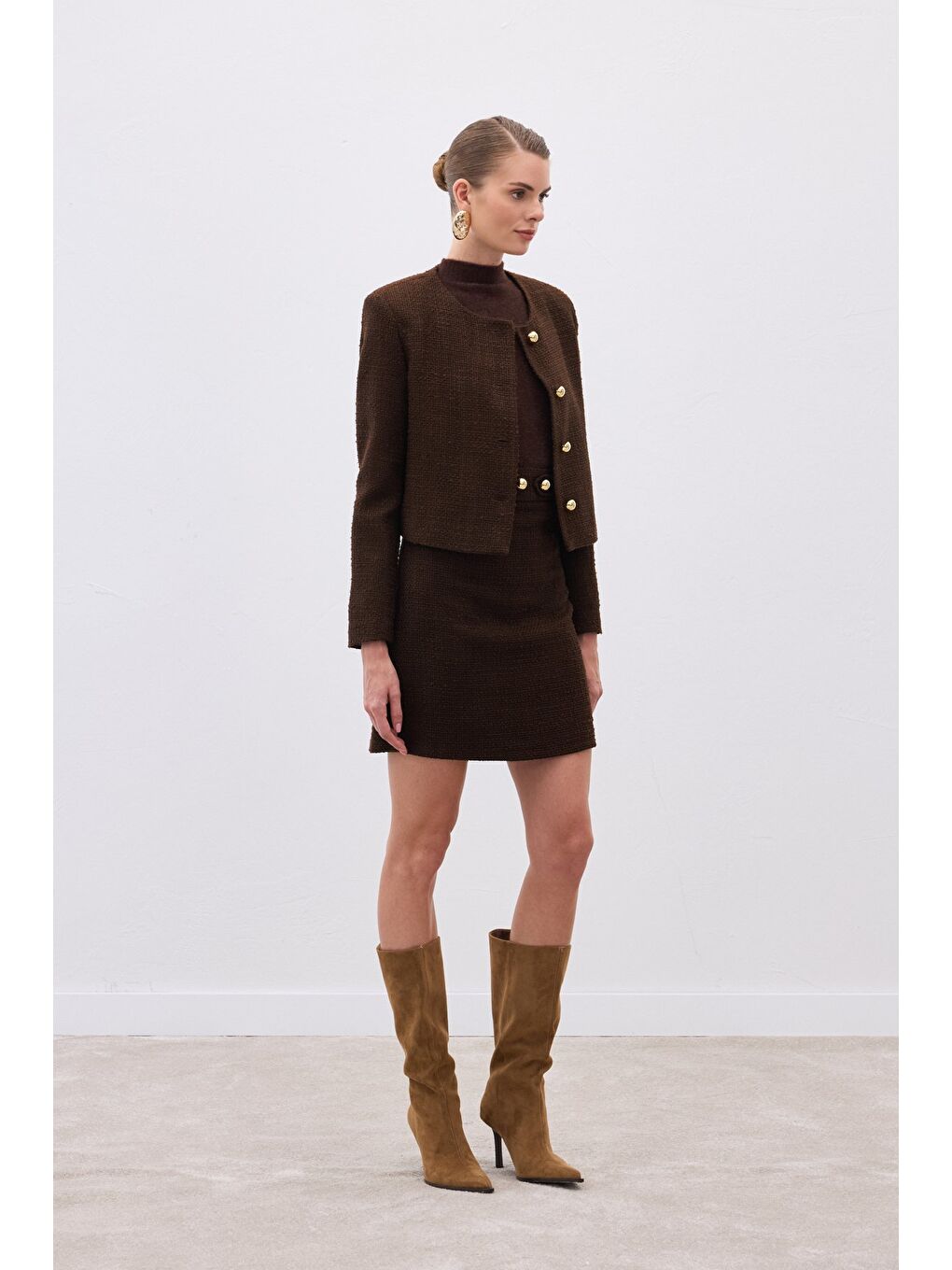 Kahverengi Düğme Detaylı Mini Tüvit Etek - Kahve-4