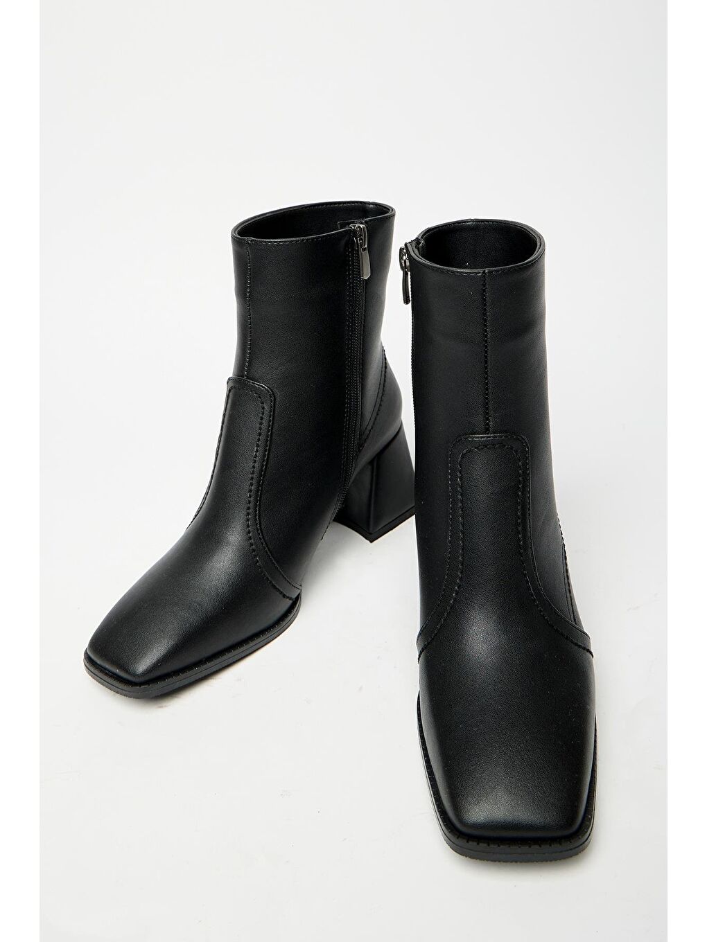 Kadın Siyah Küt Burun Topuklu Bot & Bootie – Fermuarlı Günlük-4