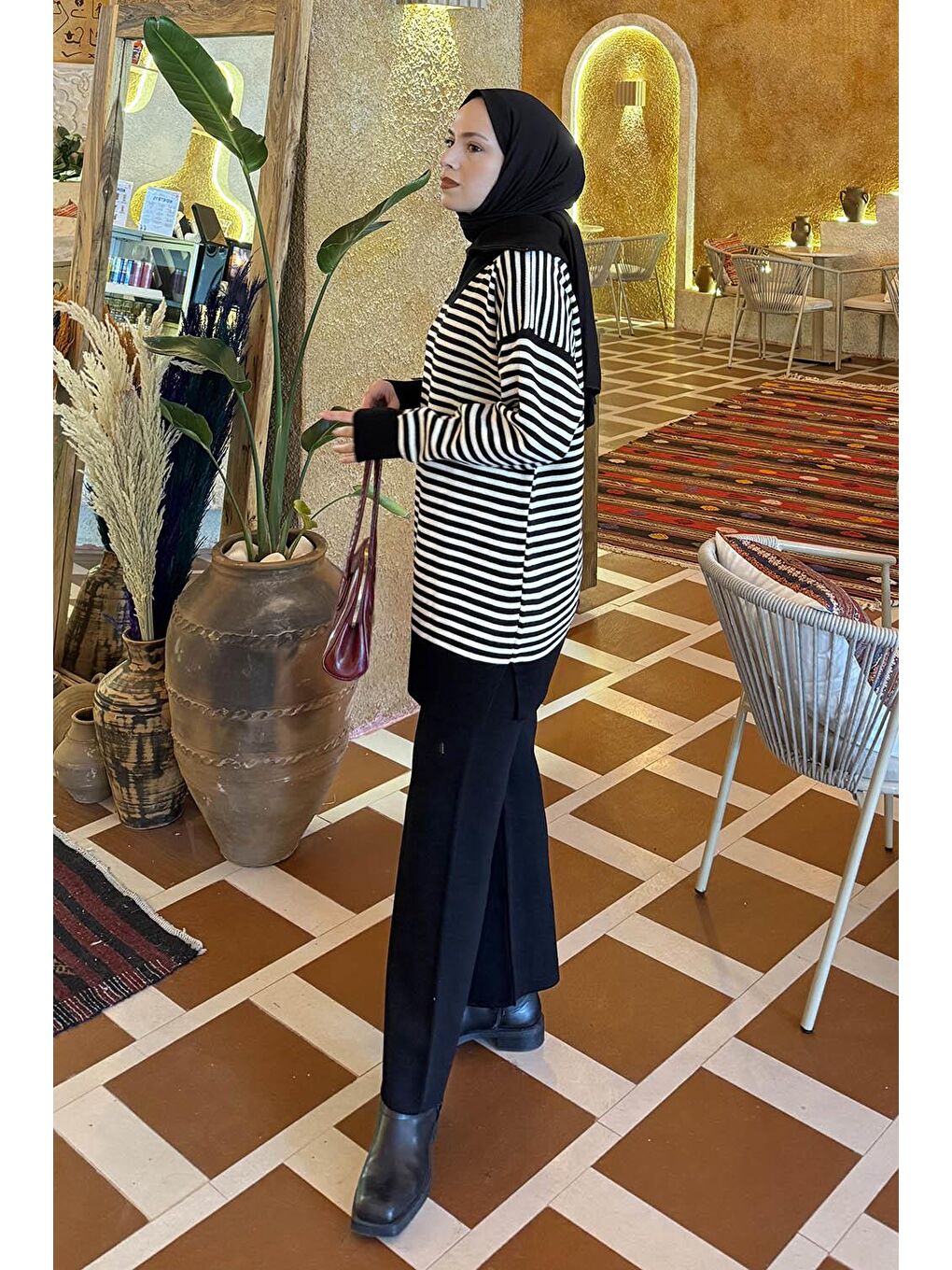 Çizgili Balıkçı Yaka Triko Takım Siyah-1