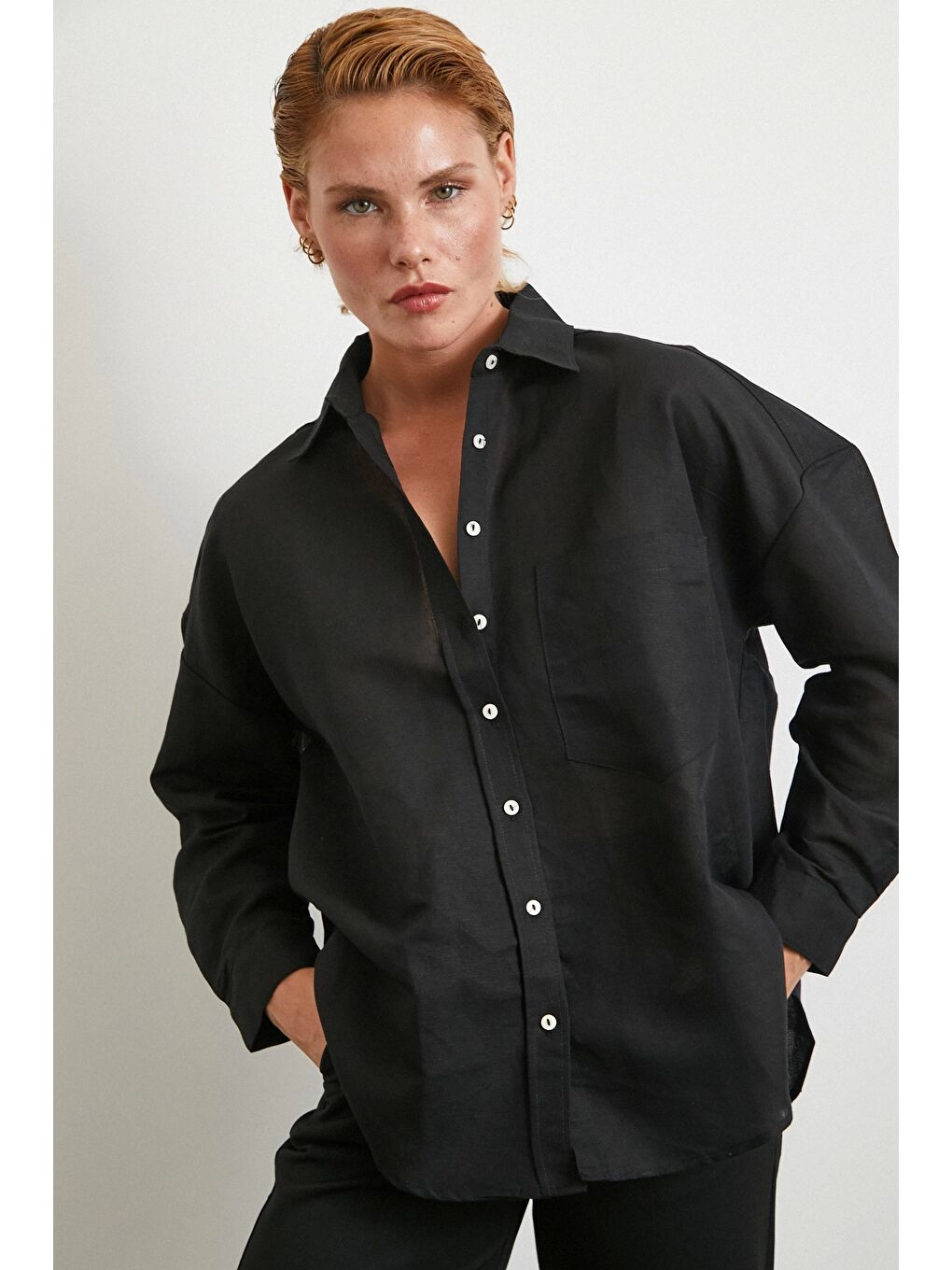 Cepli Oversize Keten Gömlek Siyah-2