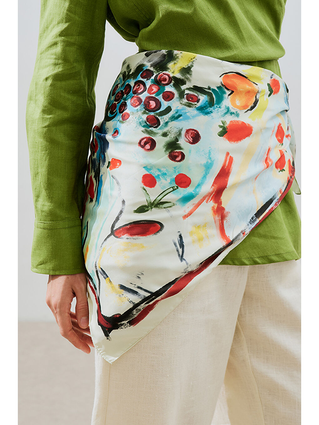 Bej Saten Desenli Şal Gıa-2