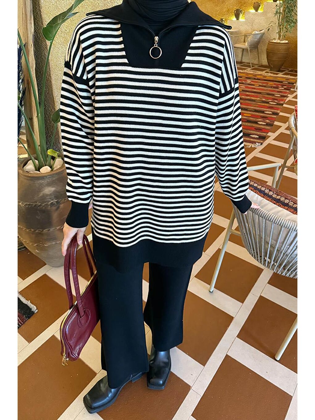 Çizgili Balıkçı Yaka Triko Takım Siyah-2