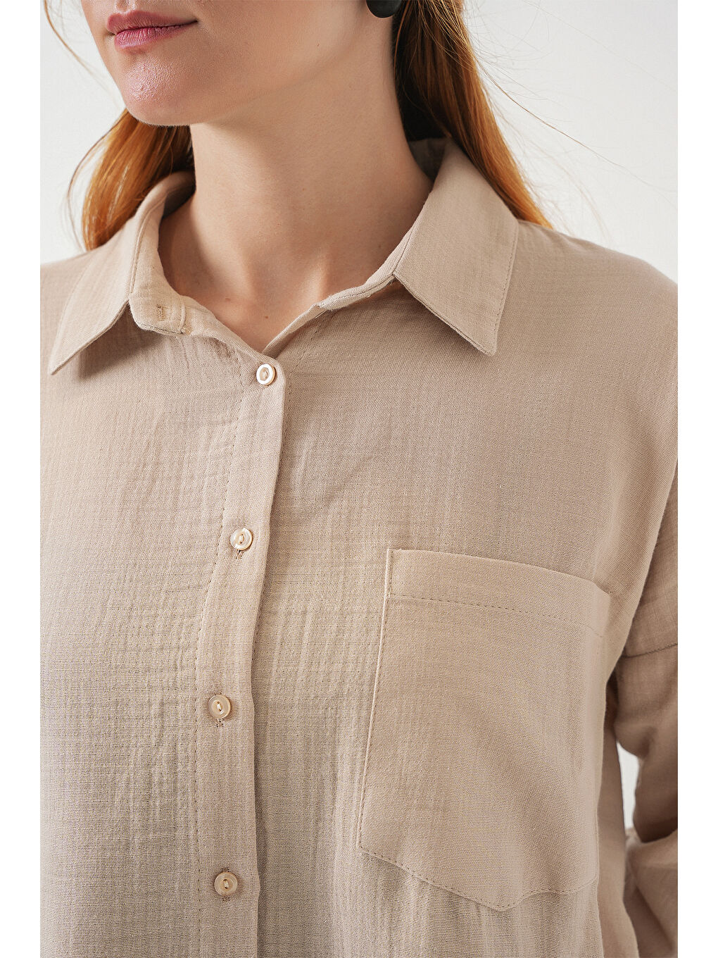 Kadın Tek Cepli Oversize Müslin Gömlek 20353 - Bej-5