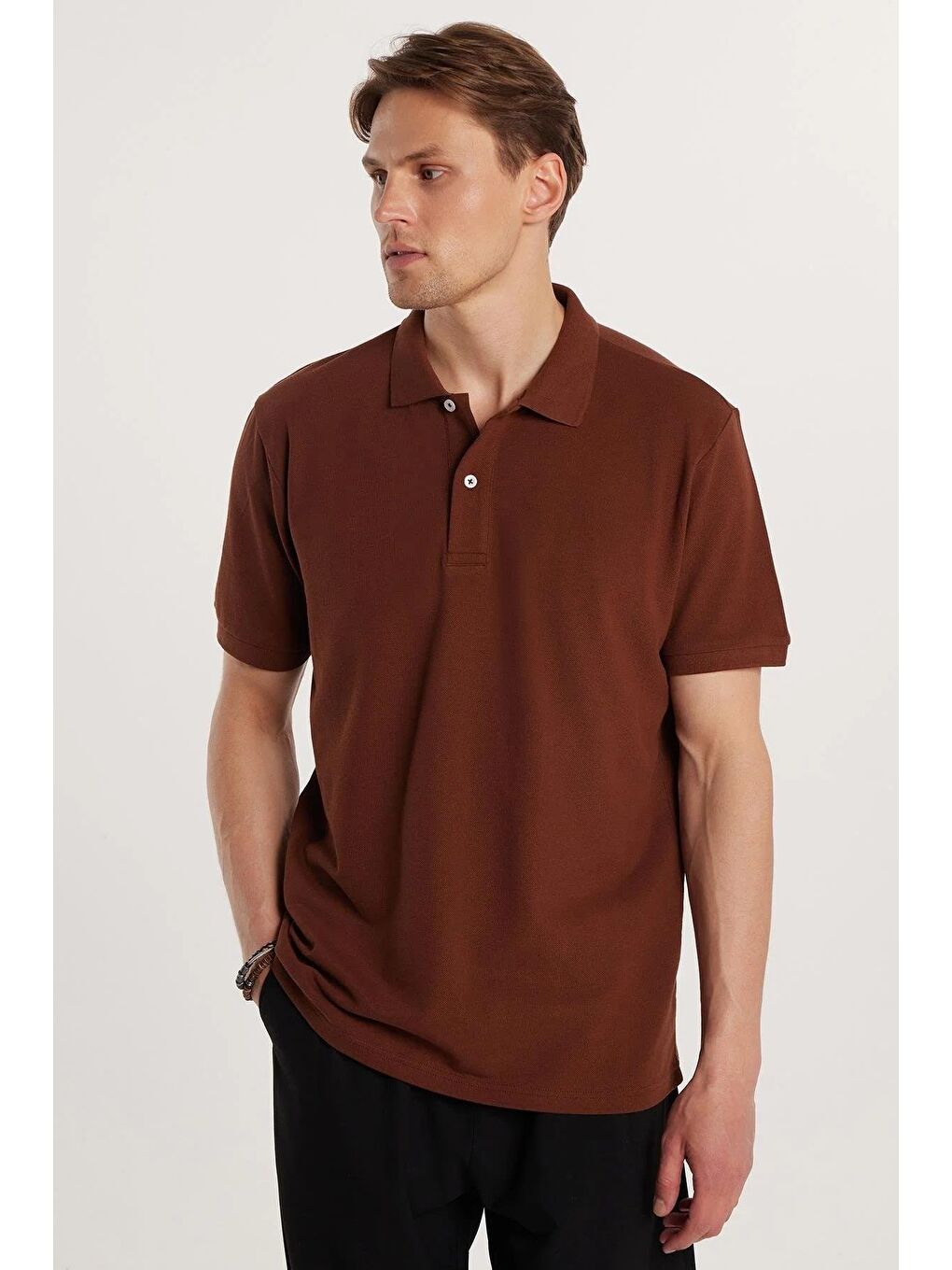 Karışık Erkek 5'Li Paket Gri-Lacivert-Beyaz-Kahverengi-Taş Regular Fit Pamuklu Düz Pike Polo Yaka Tişört-2