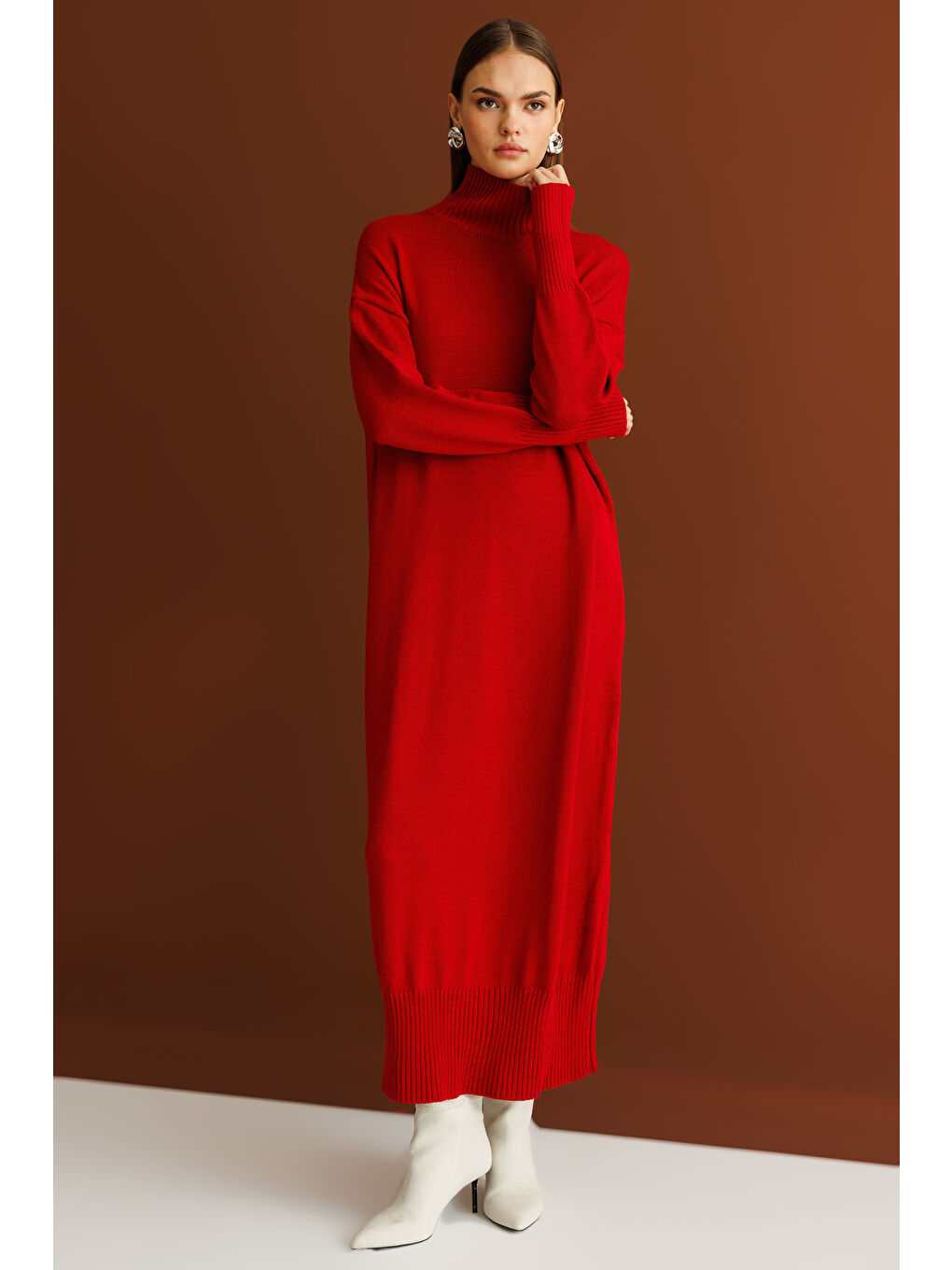 Oversize Dik Yaka Kırmızı Uzun Kalın Triko Elbise-2
