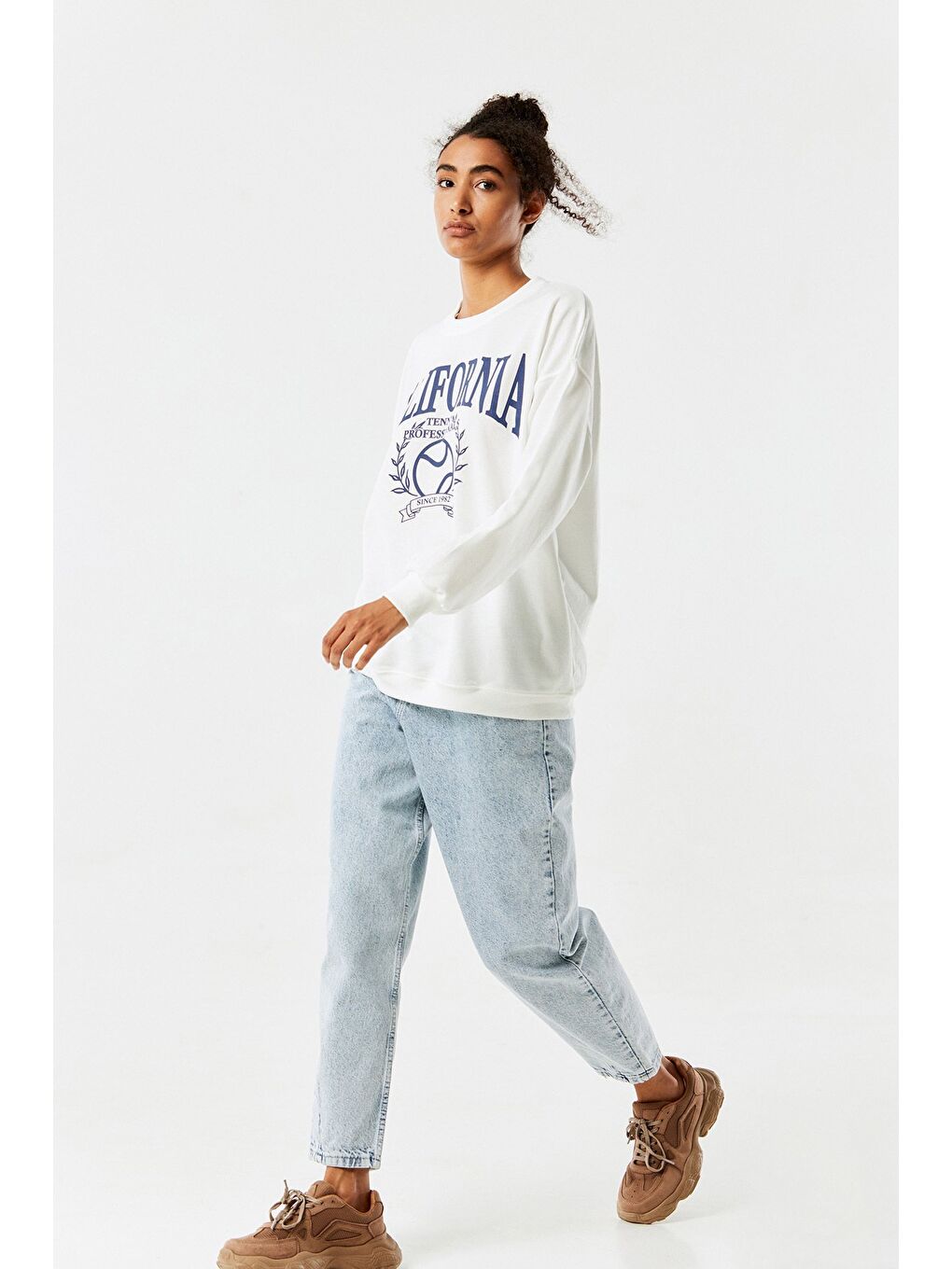 Ekru California Baskılı Bisiklet Yaka Sweatshirt-4