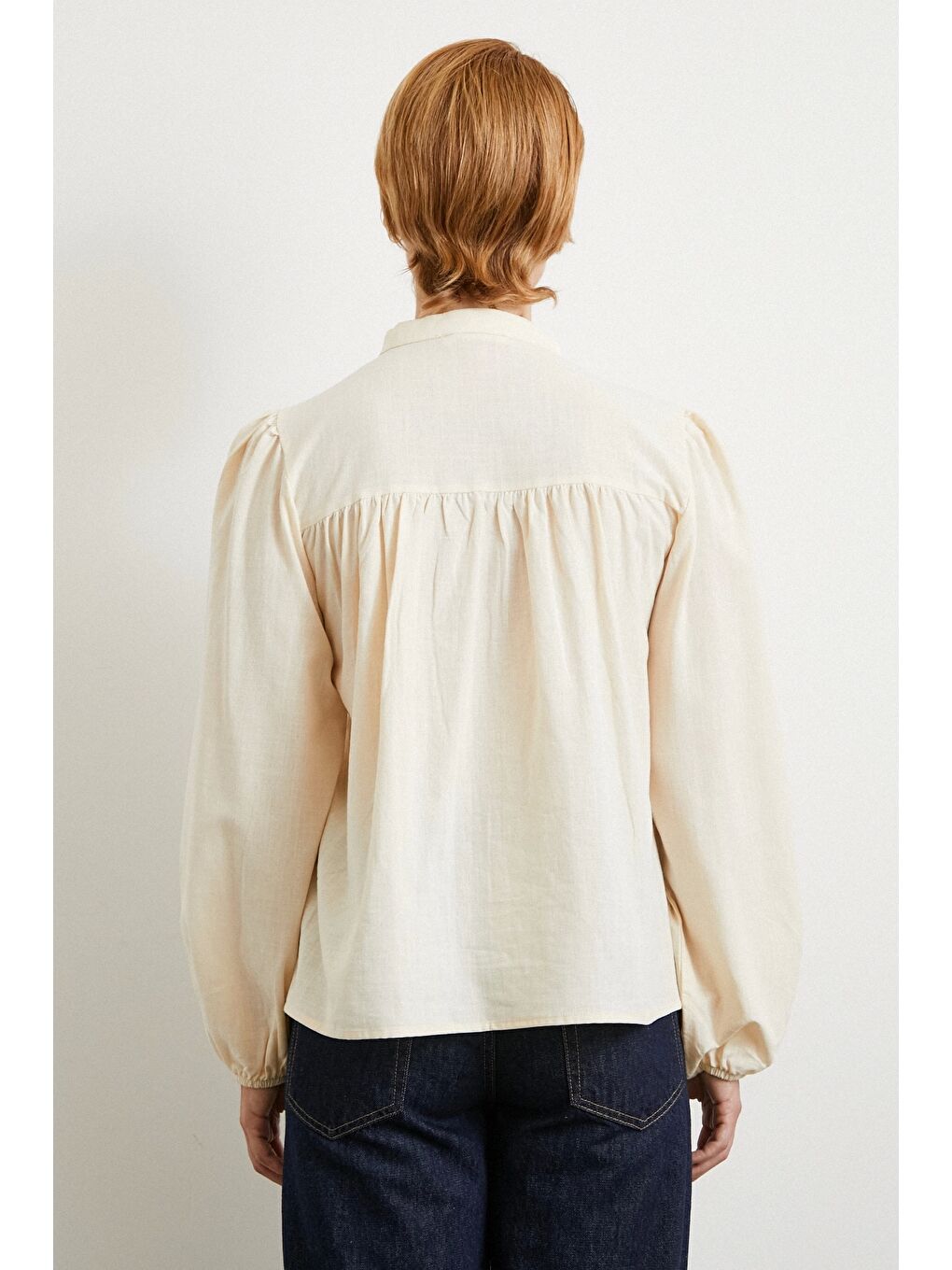 Ekru Nervürlü Dantel Detaylı Gömlek Krem-5