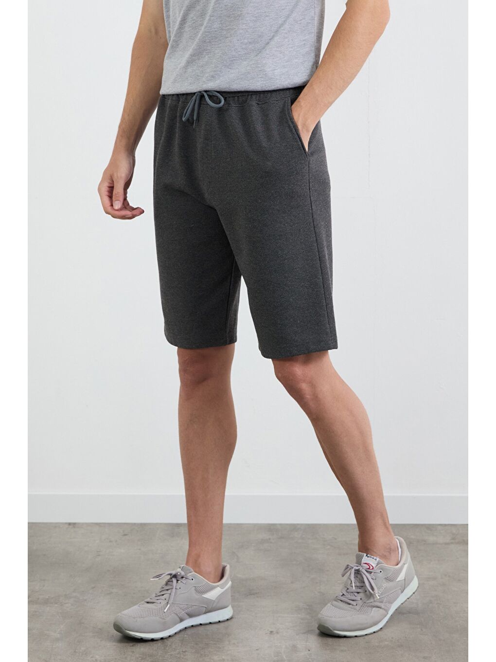 Antrasit Basic Beli Bağlamalı Cepli %100 Pamuk Şort-2