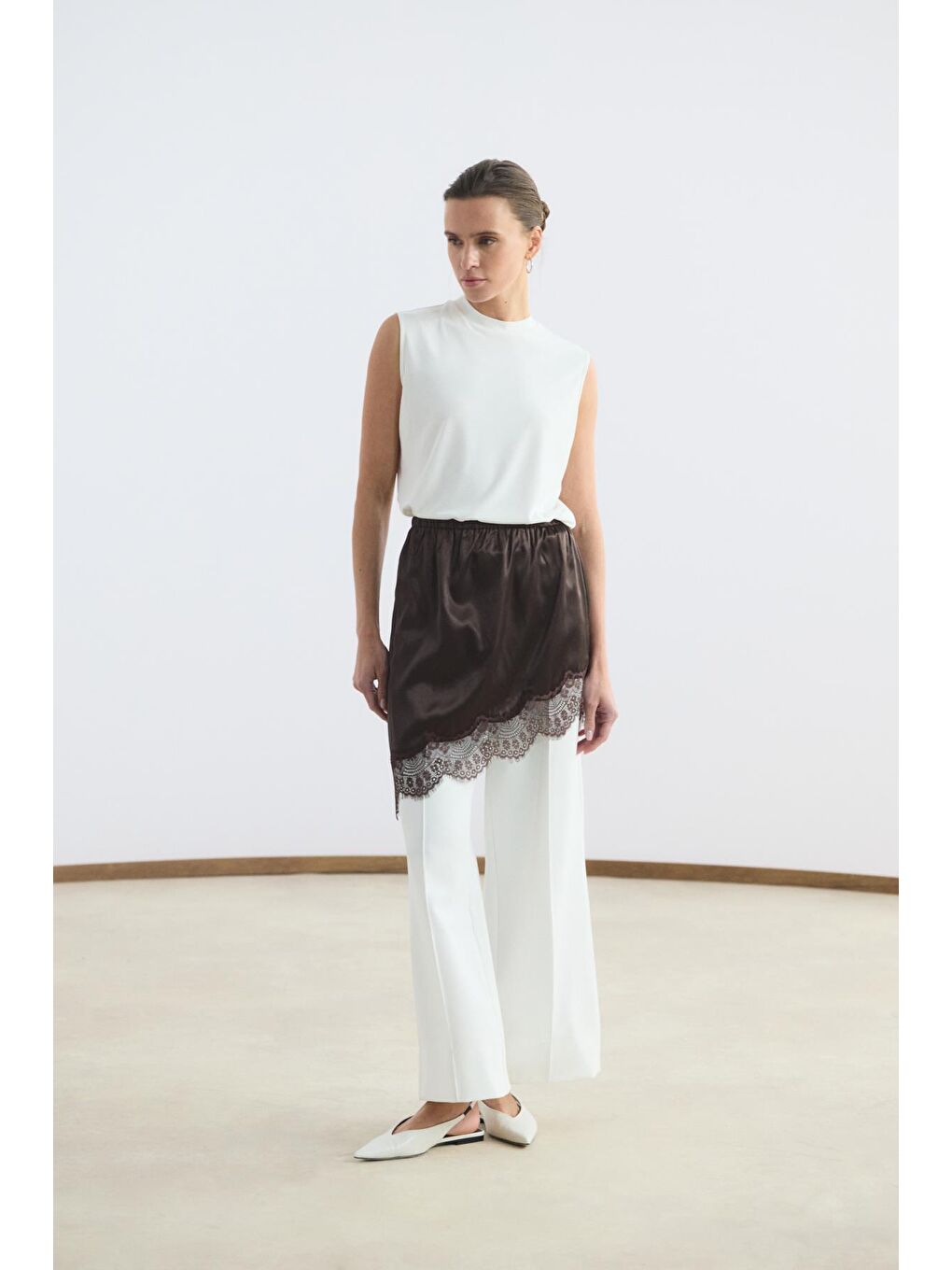 Dantel Şeritli Etek İçlik Kahverengi