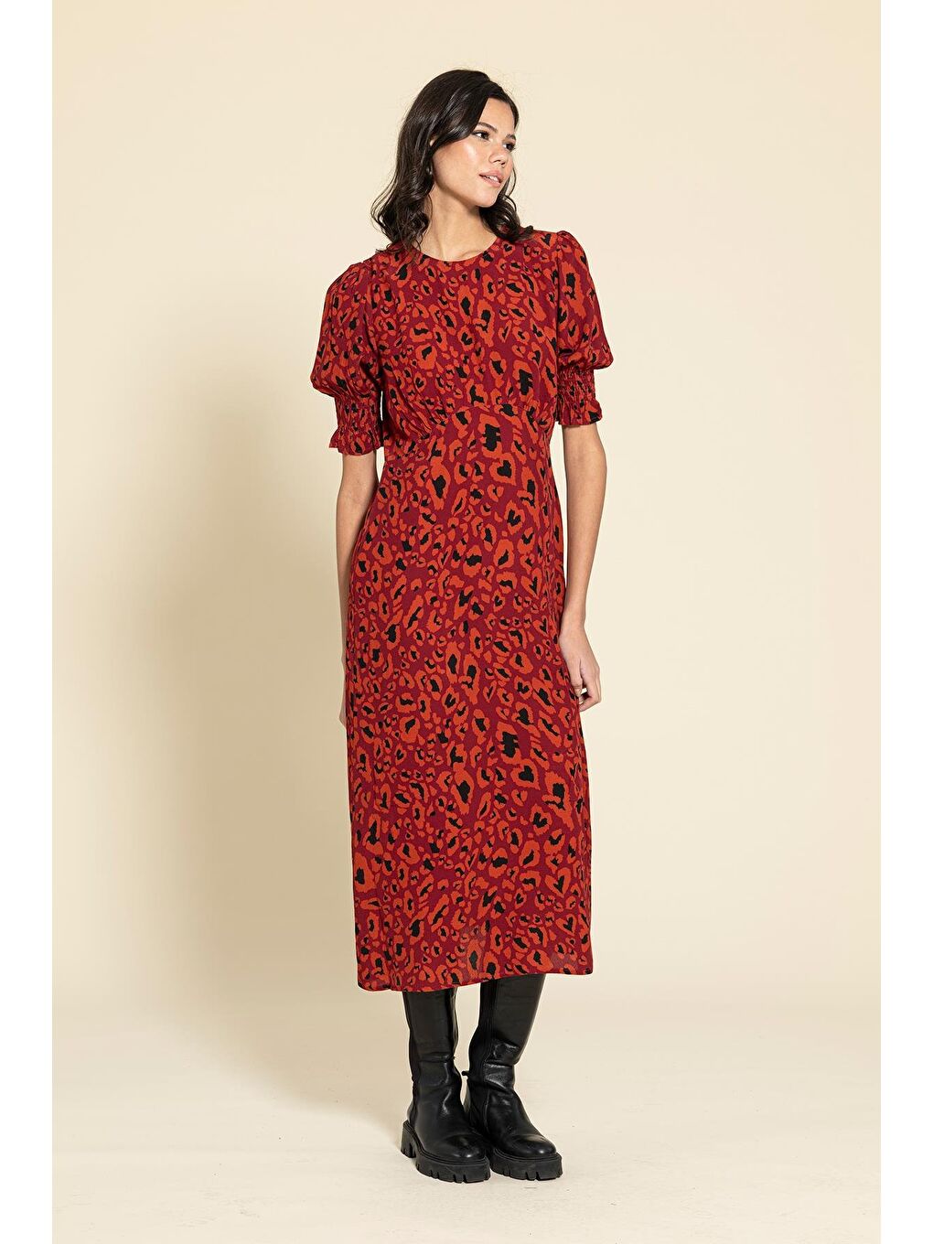 Kol Büzgülü Yırtmaçlı Leopar Kırmızı Elbise-3