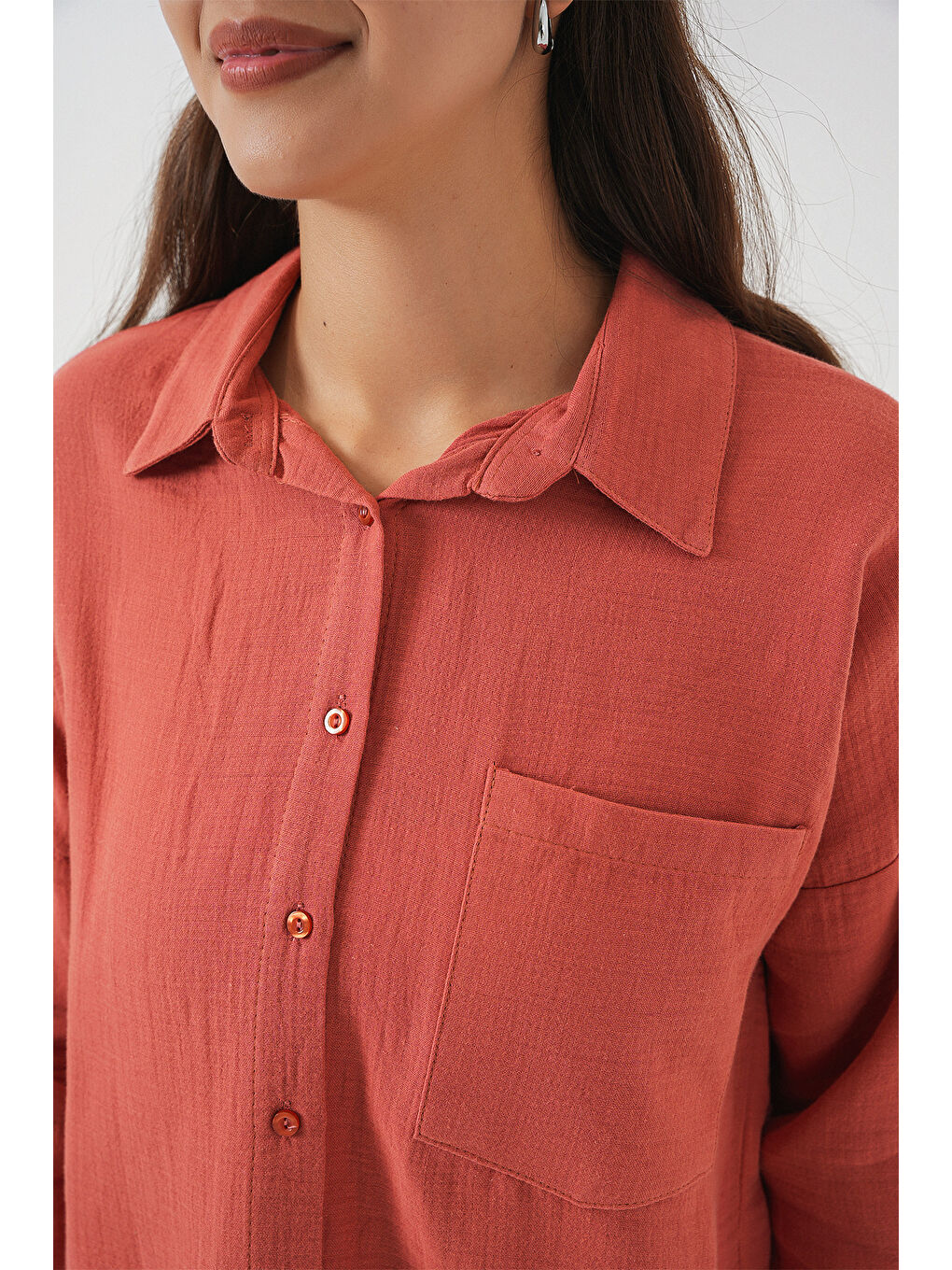 Pembe Kadın Tek Cepli Oversize Müslin Gömlek 20353 - Somon-5