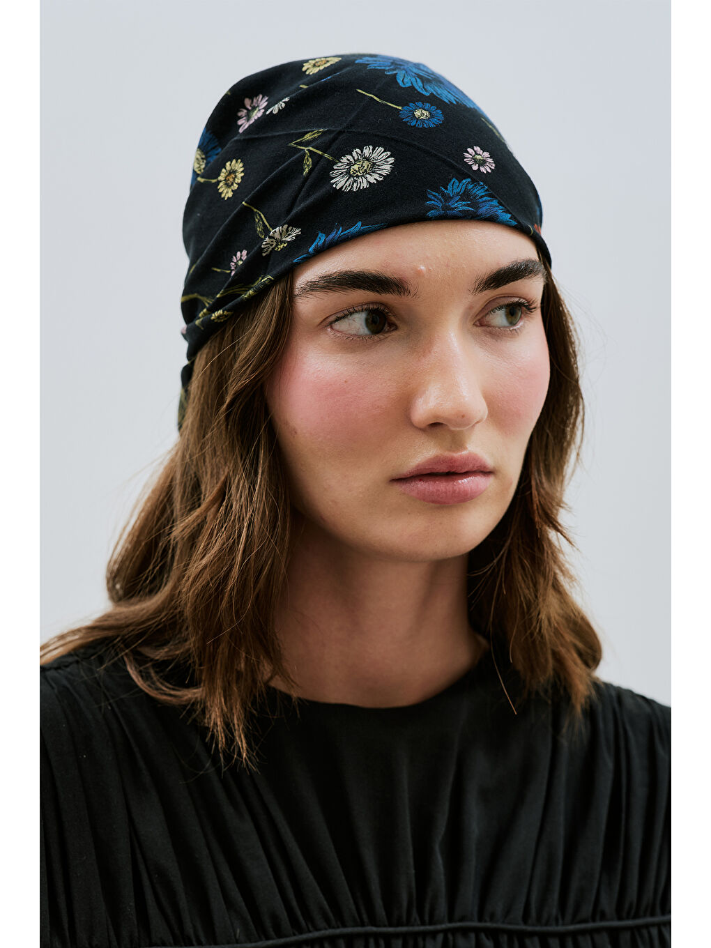 Beyaz Desenli Pamuklu Şal Cecıle-1