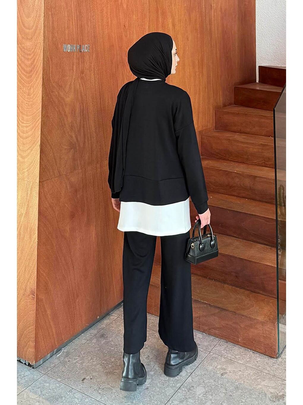 Fermuarlı Garnili Takım Siyah-3