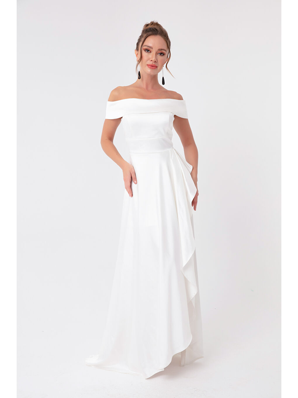 Kadın Beyaz Kayık Yaka Saten Abiye & Mezuniyet Elbisesi-2