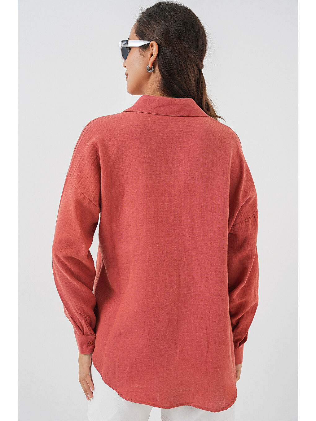 Pembe Kadın Tek Cepli Oversize Müslin Gömlek 20353 - Somon-6
