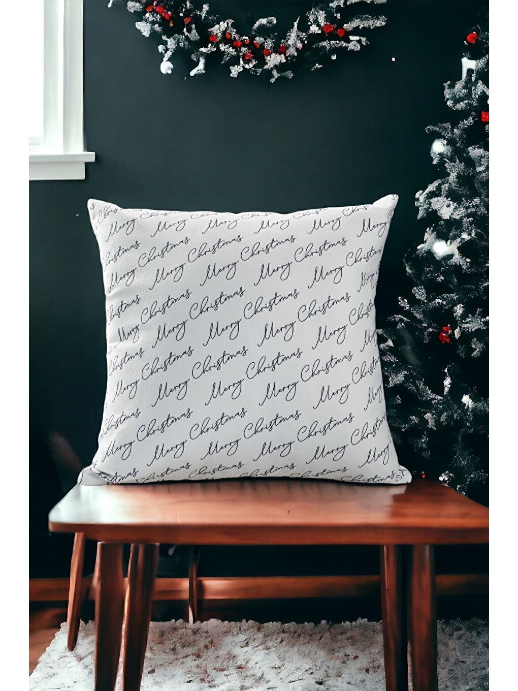 Yılbaşı Temalı "Merry Christmas" Siyah Yazı Desenli Kırlent Kılıfı - Yeşil 43x43