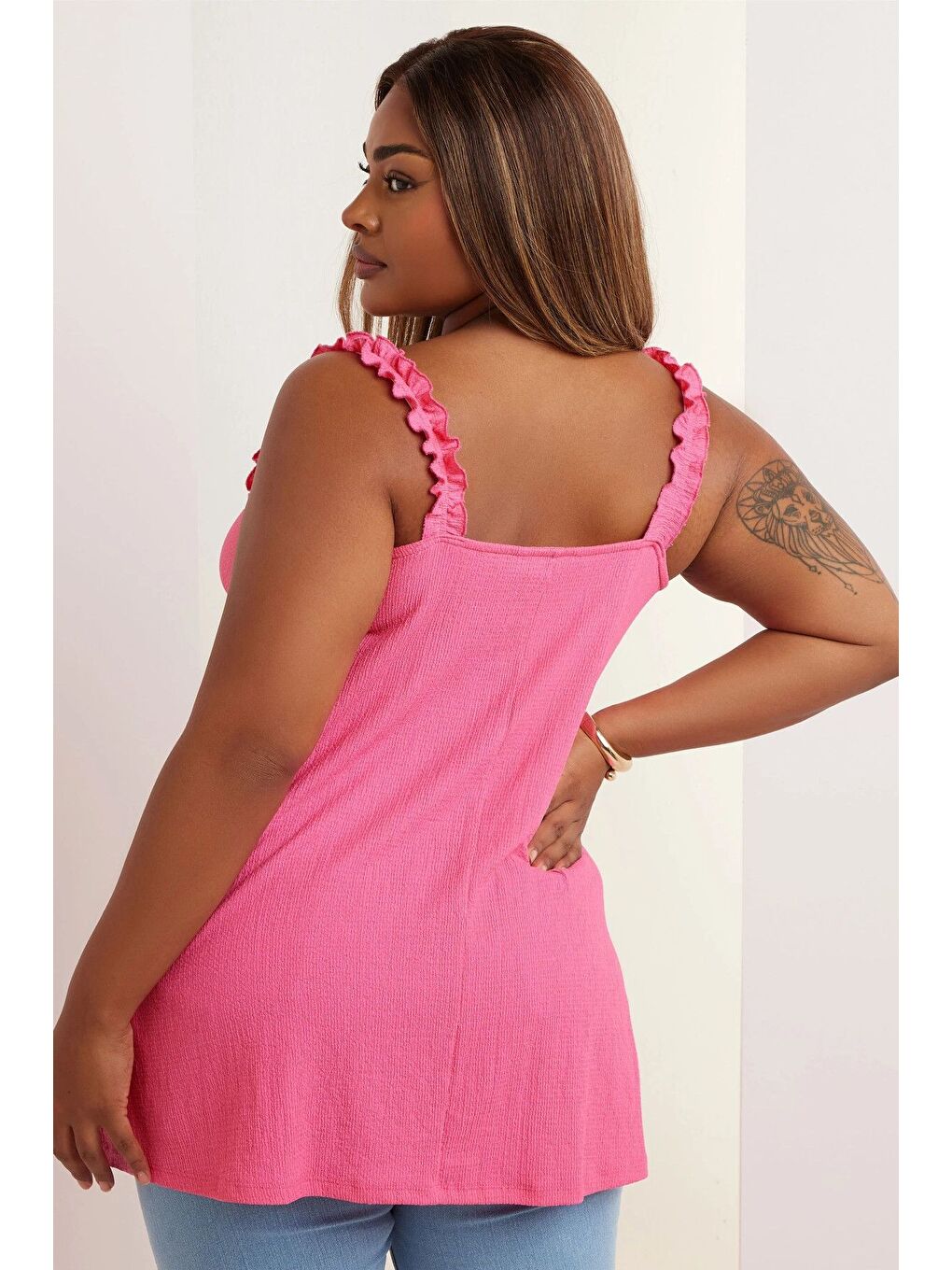 Pembe Büyük Beden Geniş Yaka Fırfır Askılı Kol Önü Bağlamalı Bluz 322689-4