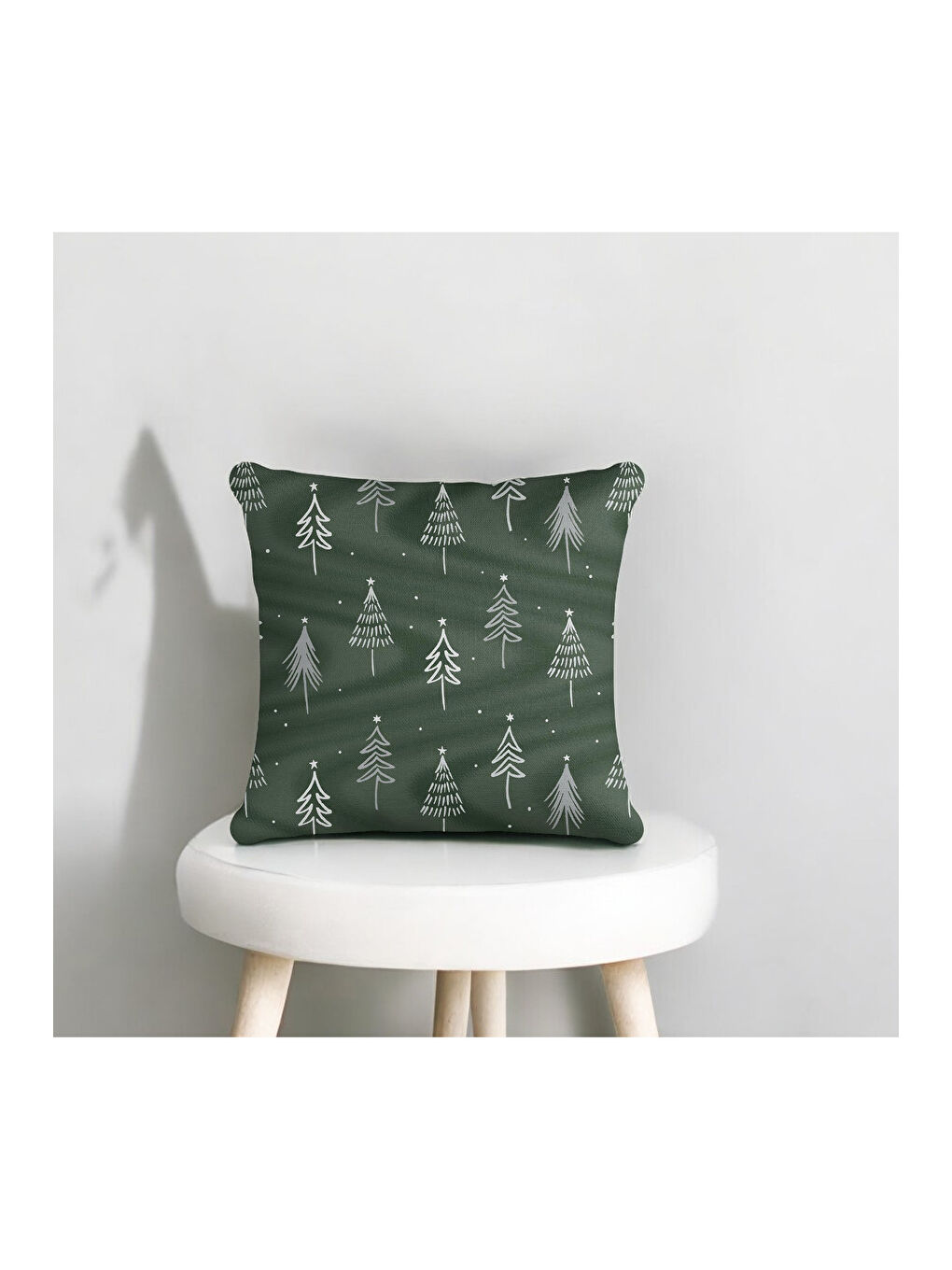 Gri Yılbaşı Temalı Çam Ağacı  Desenli Dekoratif  Kırlent Kılıfı - Yeşil 43x43