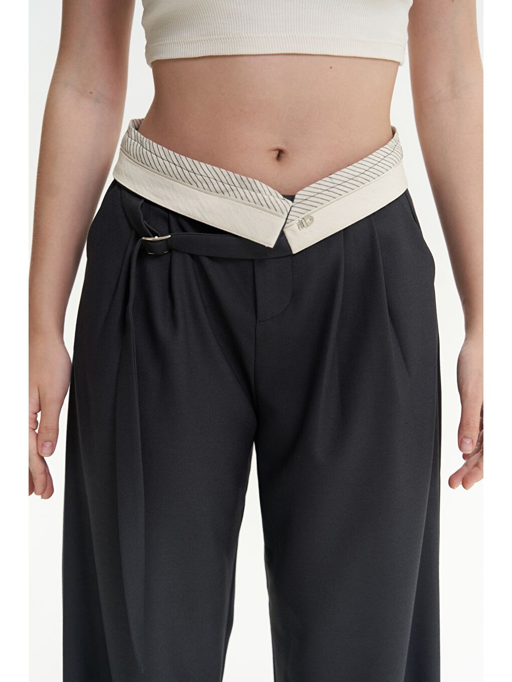 Letizia Kemer Detay Antrasit Pantolon-7