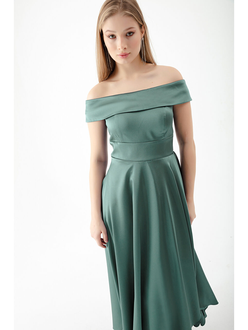 Mavi Kadın Firuze Kayık Yaka Midi Saten Abiye Elbise-2