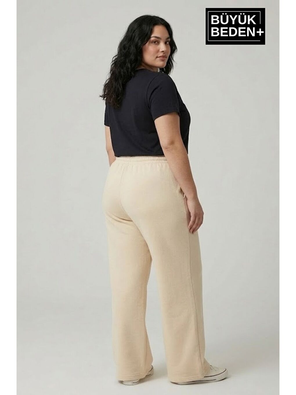 Bej Kadın Büyük Beden Bol Paça Yüksek Bel Lastikli Salaş Eşofman Altı SPR26BEA988-1