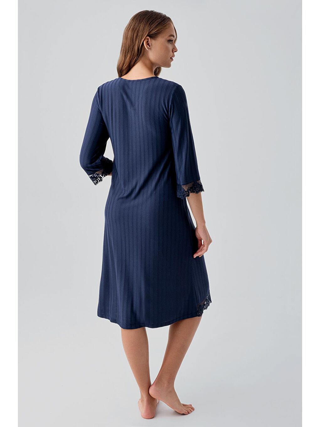 Lacivert Truvakar Kollu Dantelli Düğmeli Esnek Viskoz Gecelik-4