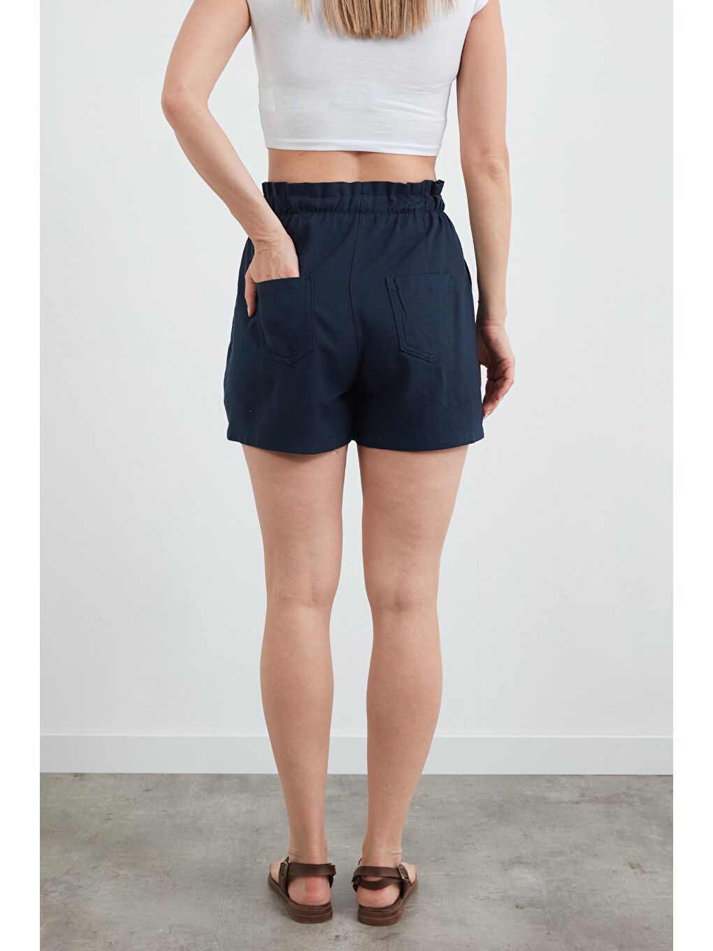 Lacivert Beli Bağlamalı Pileli Keten Görünümlü Şort-3
