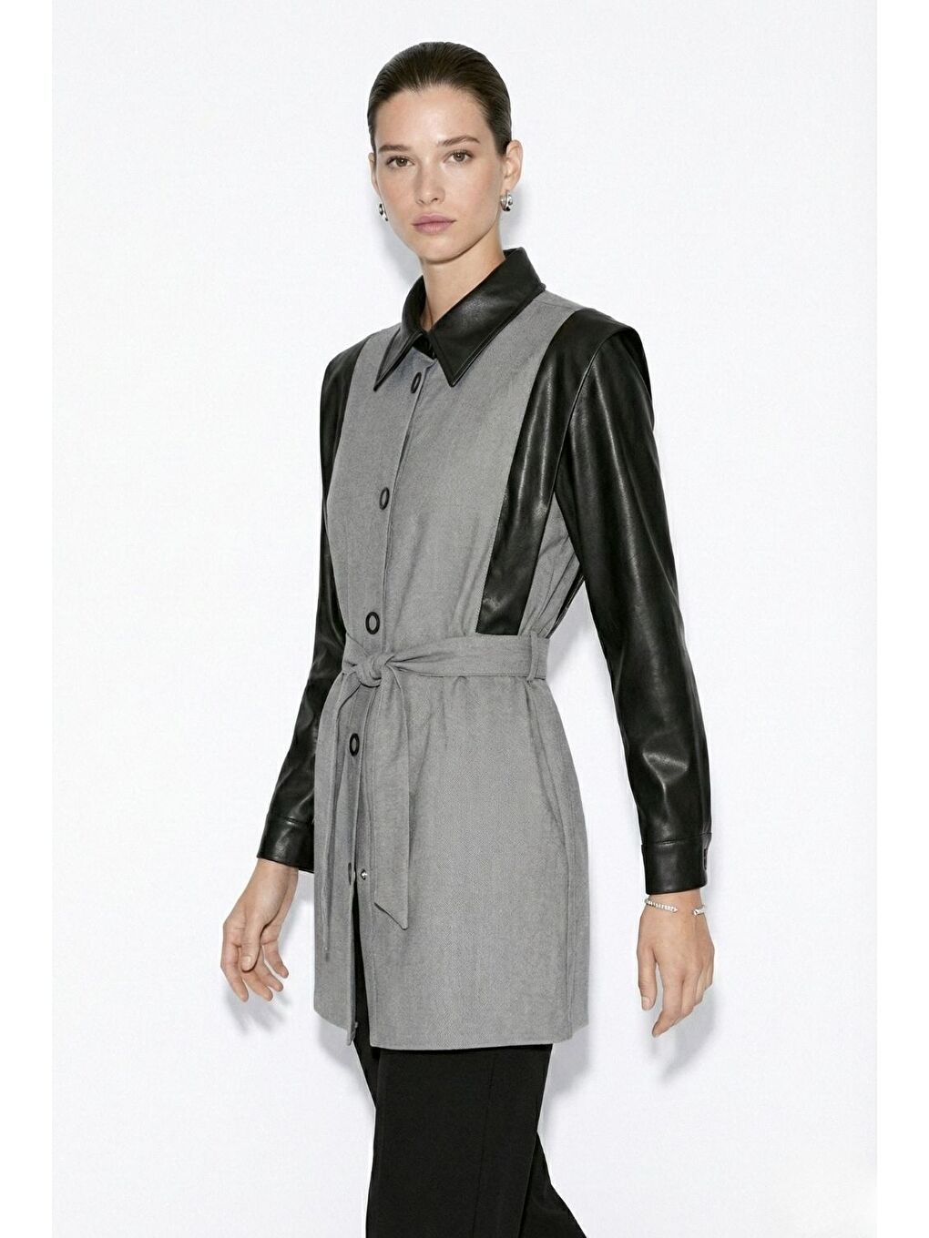 Blok Deri Detaylı Çıt Çıtlı Siyah Gri Tunik-1