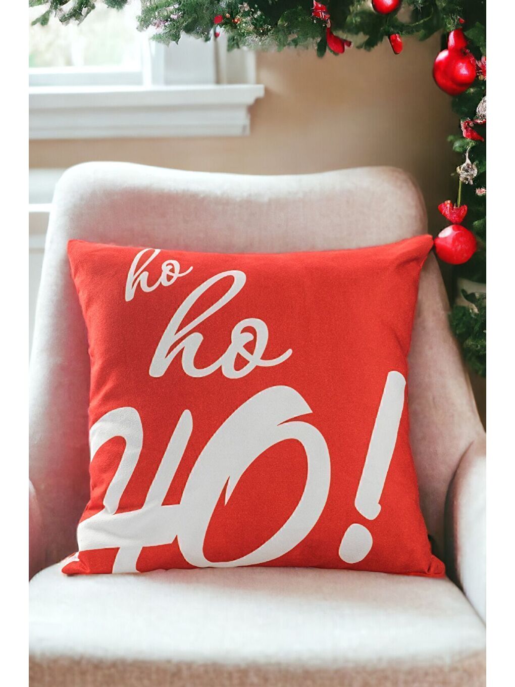Bej Yılbaşı Temalı "ho Ho ho" Beyaz Yazı Baskılı Kırlent Kılıfı - Kırmızı 43x43