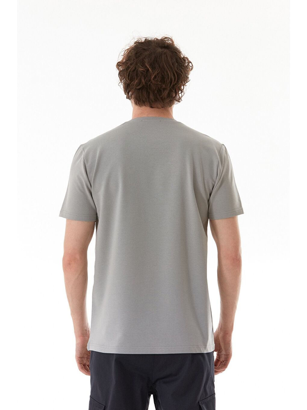 Gri Yaprak Baskılı Yazı Nakışlı Tişört-4