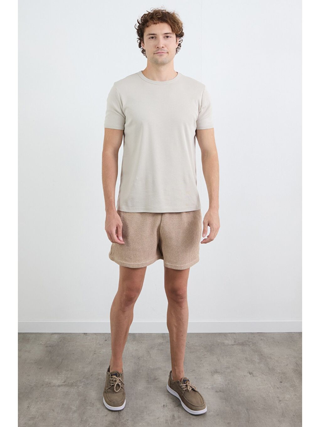 Bej 3 İplik Beli Bağcıklı Şort