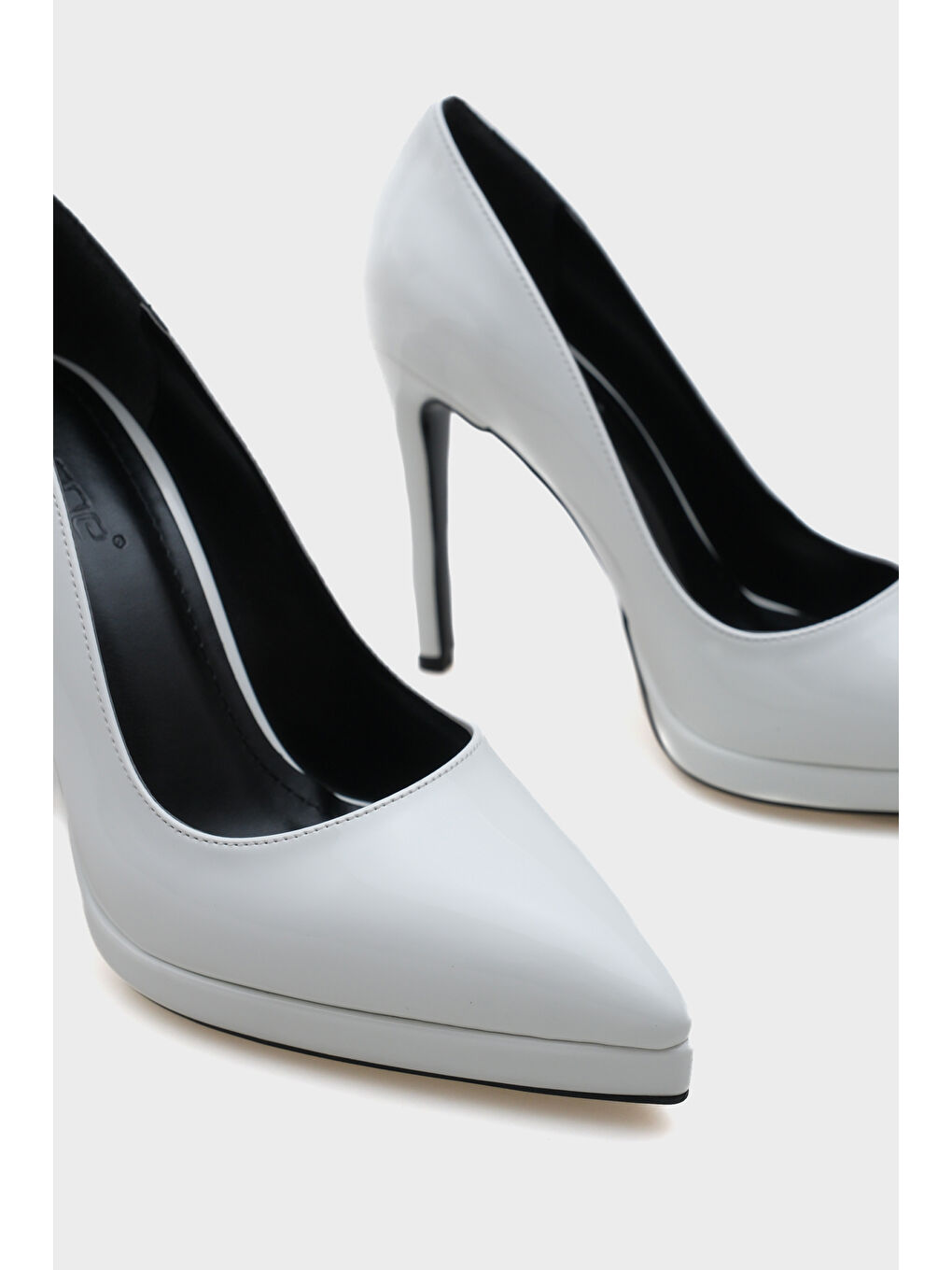 Beyaz Helga Sivri Burunlu Platform Yüksek Topuklu Kadın Ayakkabı-6