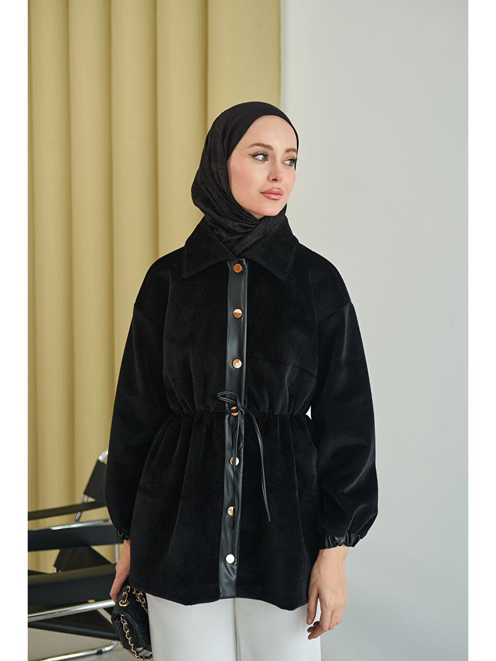 Kadın Beli Ayarlanabilir Gömlek Yaka Angora Ceket Siyah-1