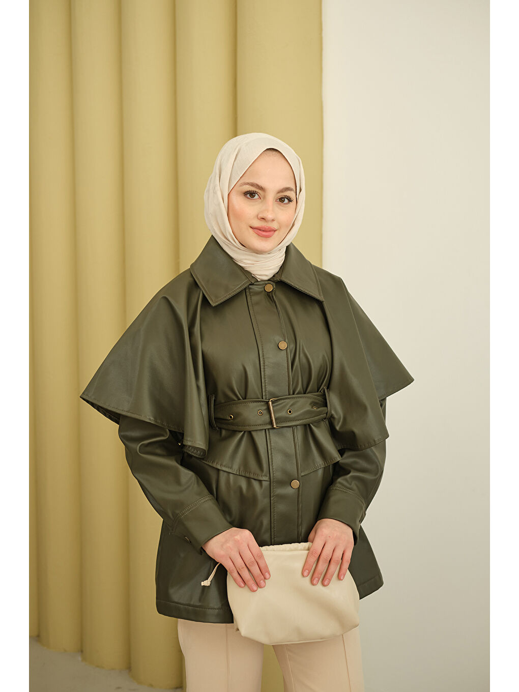 Kadın Pelerin Detay Kemerli Deri Trenç Haki Yeşil-3